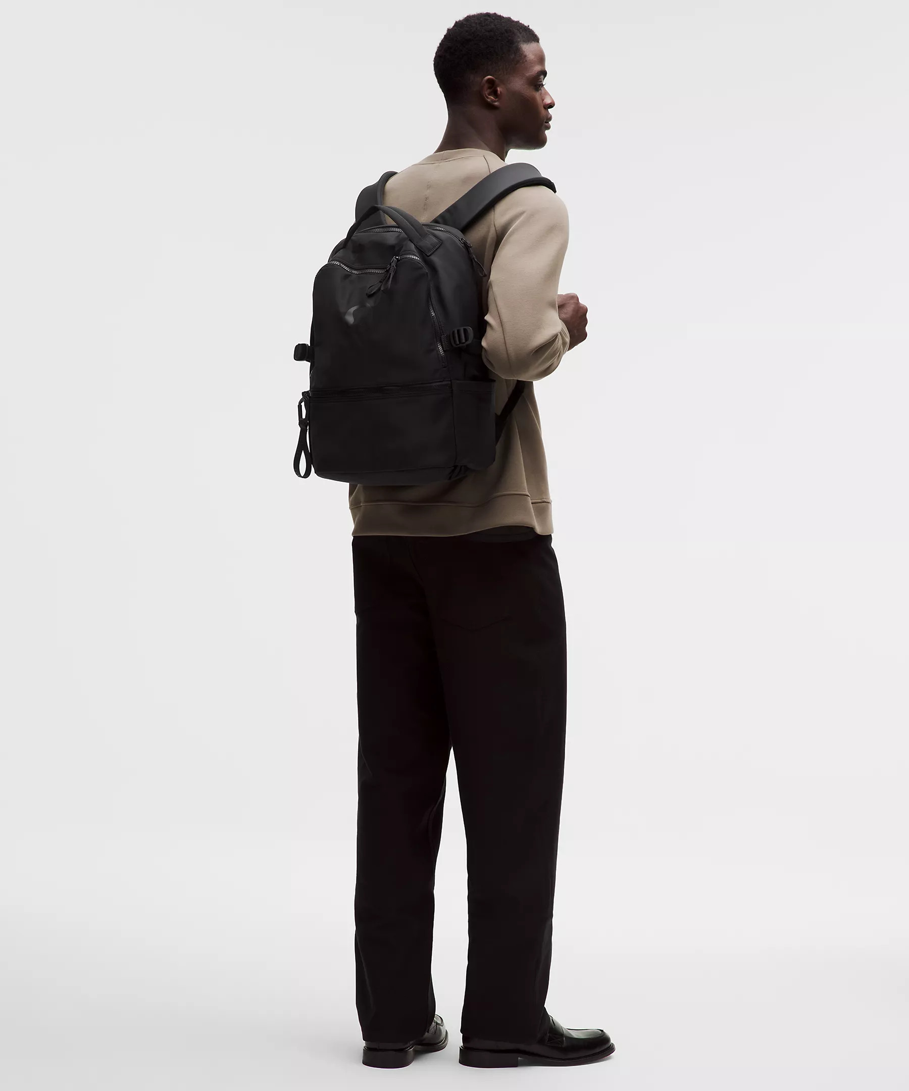 New Crew Backpack 22L | Lululemon (US)