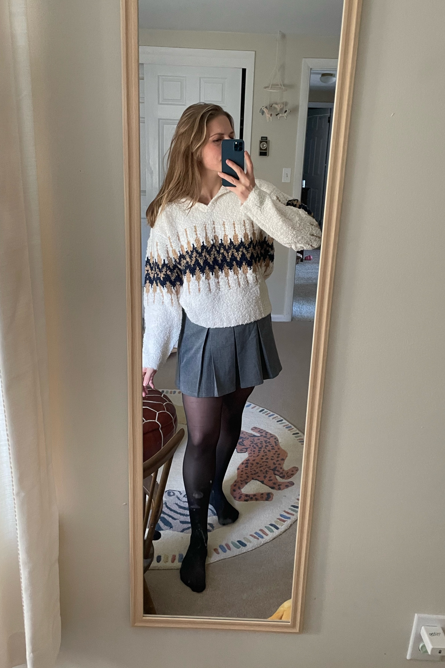 I officially have a new favorite sweater 🧶

Holiday sweater, thanksgiving sweater, Thanksgiving outfit, preppy, ootd, J. Crew 

#LTKSeasonal #LTKFindsUnder100 #LTKHoliday