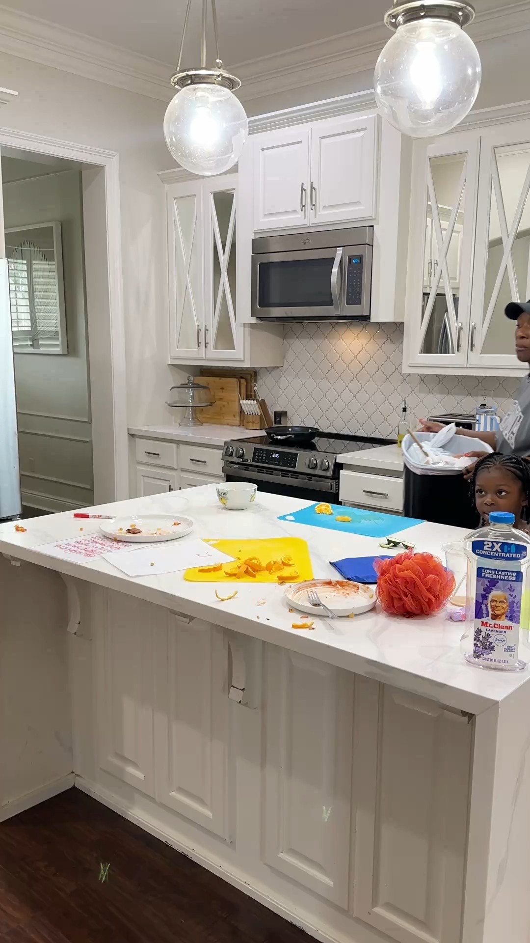 Everything I used in today’s Sunday Reset ✨ From my favorite cleaning tools to affordable Amazon home finds that make deep cleaning easier and more satisfying. Tap to shop my must-haves for a productive reset day! 🧼🧽
