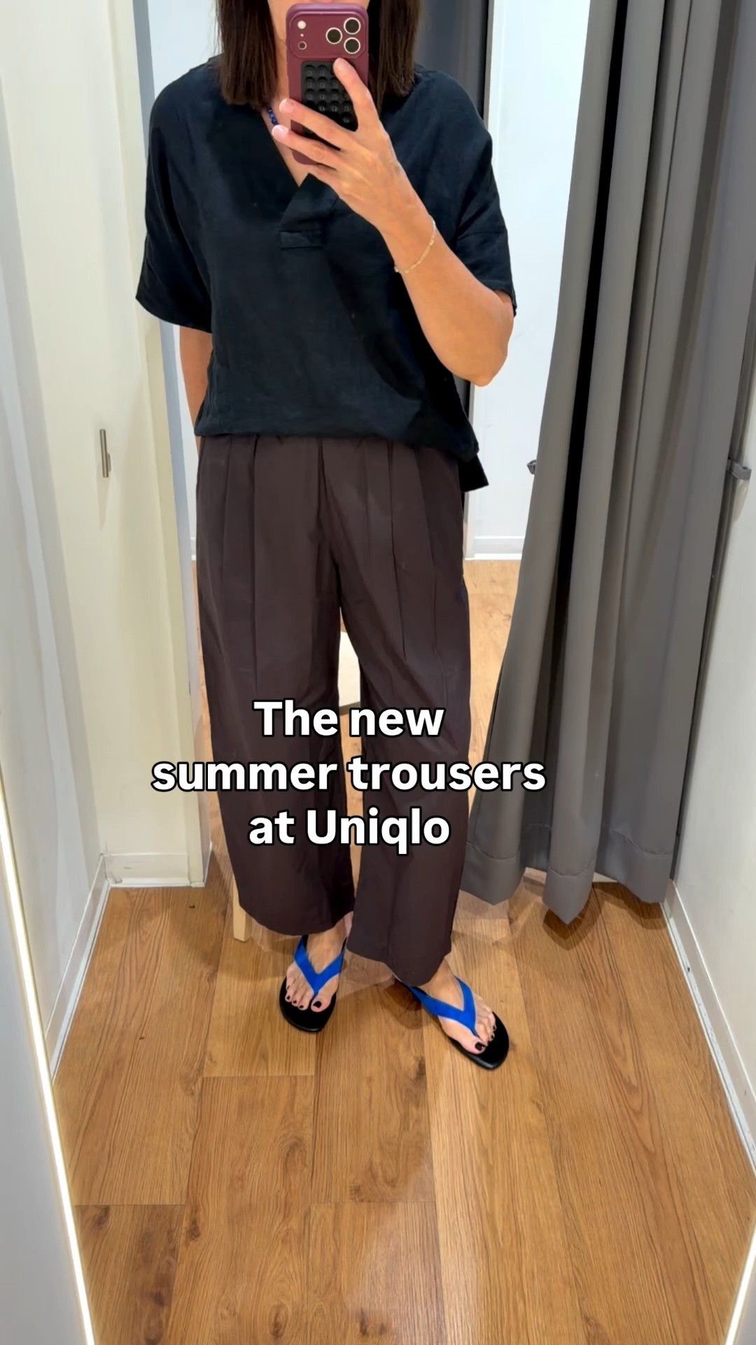 Uniqlo have nailed it again with their latest summer trousers. 

Comment SHOP and I’ll send you the link x

The shape is relaxed and flattering.  They’re 100% cotton and weigh nothing  - which makes them perfect for packing. 
They’d definitely be the ideal travel trousers  - comfy, cool and light.

Elasticated waist and side pockets - they really are perfect for summer. 

They come in 5 great colours and are under £25!

I’m in a small and I’m 5’7