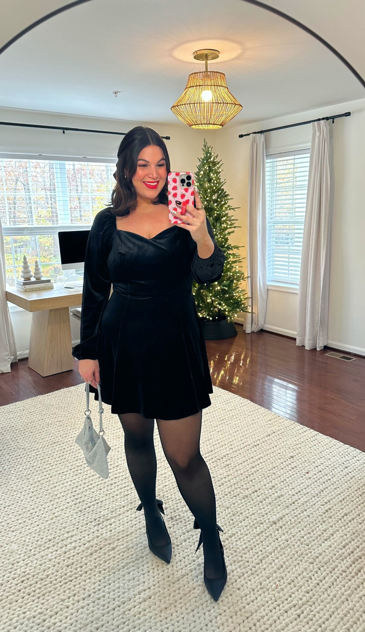 Midsize holiday outfit from Walmart! Yall went crazy for these bow heels (for good reason they are AMAZING) so I wanted to share another way to wear them this holiday season 🎄 

Strapless - xl *use code KELLYTK20 to save 
Tights - xl
Dress - large 
Heels - 9.5 

Walmart, Walmart fashion, Walmart outfit, holiday fashion, holiday style, holiday outfit, holiday dress 



#LTKTall #LTKHoliday #LTKMidsize