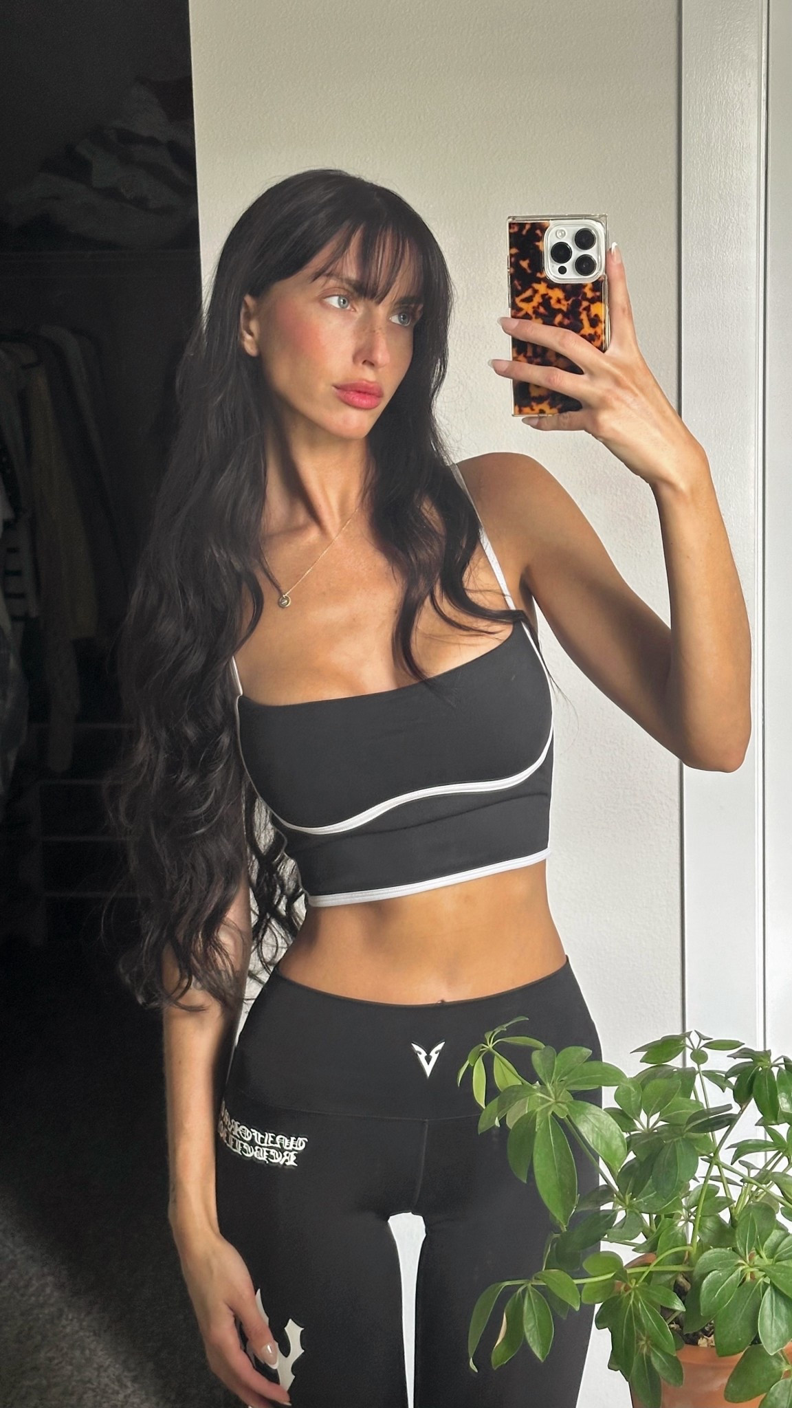 weekend errands outfit 🖤 leggings are from veynd! 

#LTKActive #LTKFindsUnder50