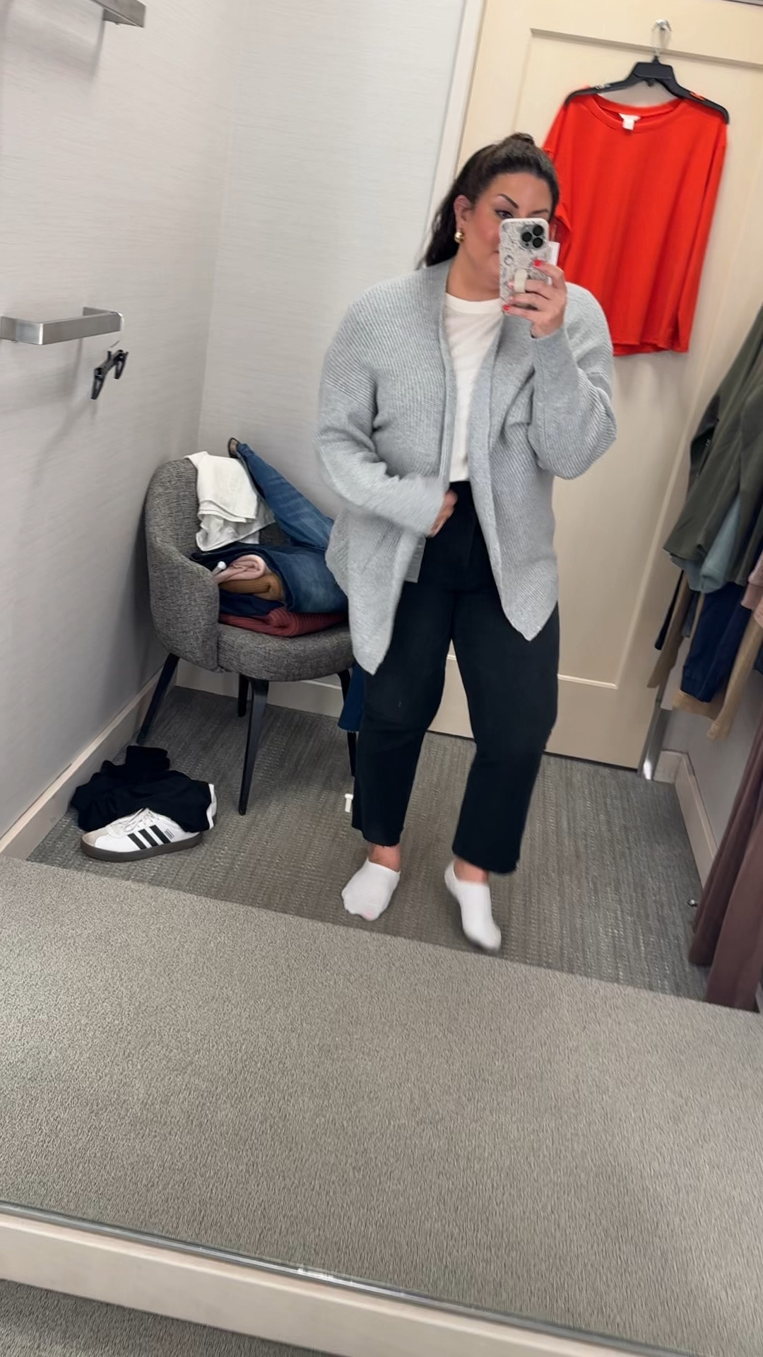 This cardigan is SO cozy and not itchy at all. Wearing an XL and a 12 in jeans (size down 1) 

#LTKxNSale #LTKMidsize #LTKSaleAlert