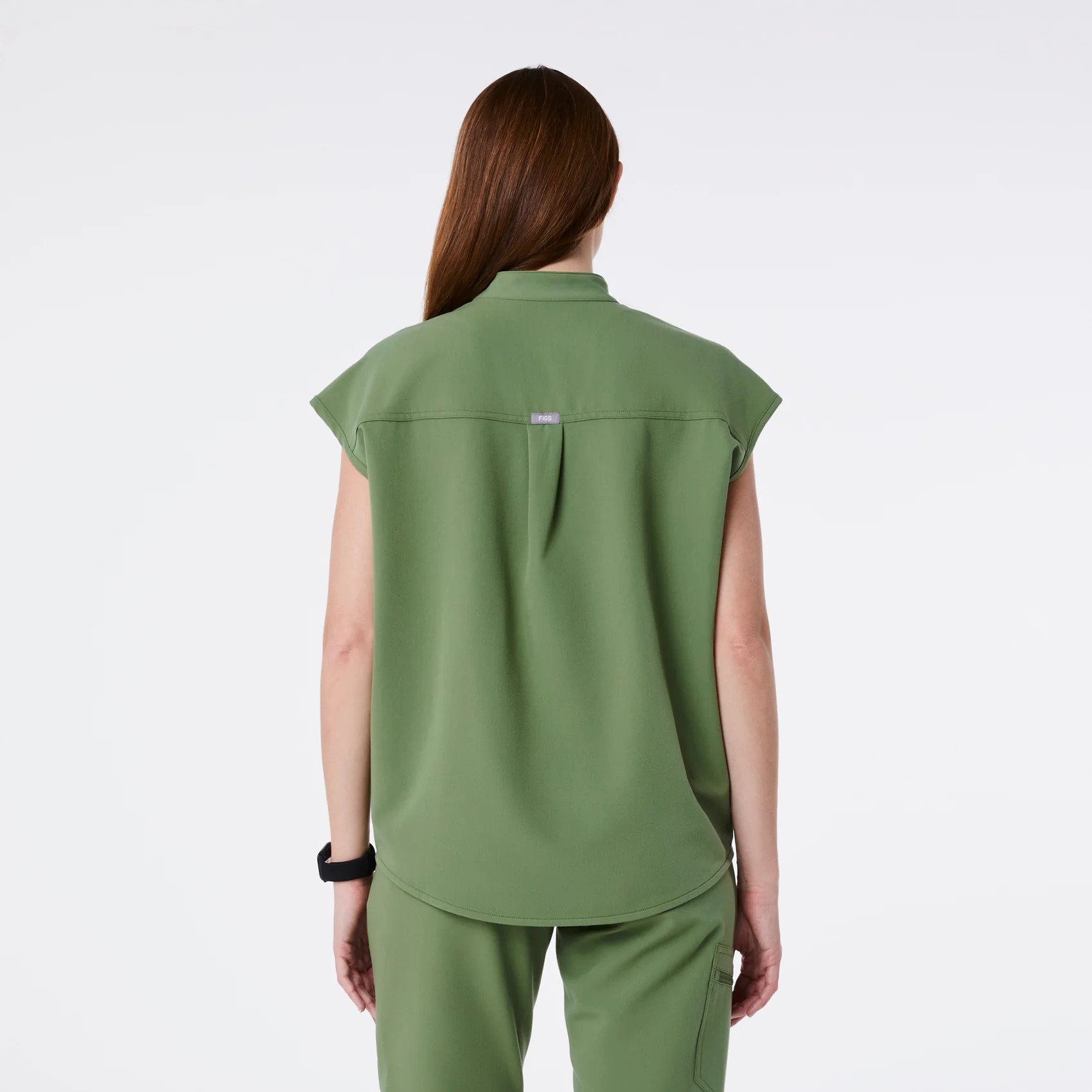 Women's Rafaela Oversized Scrub Top™ - Fern · FIGS | FIGS