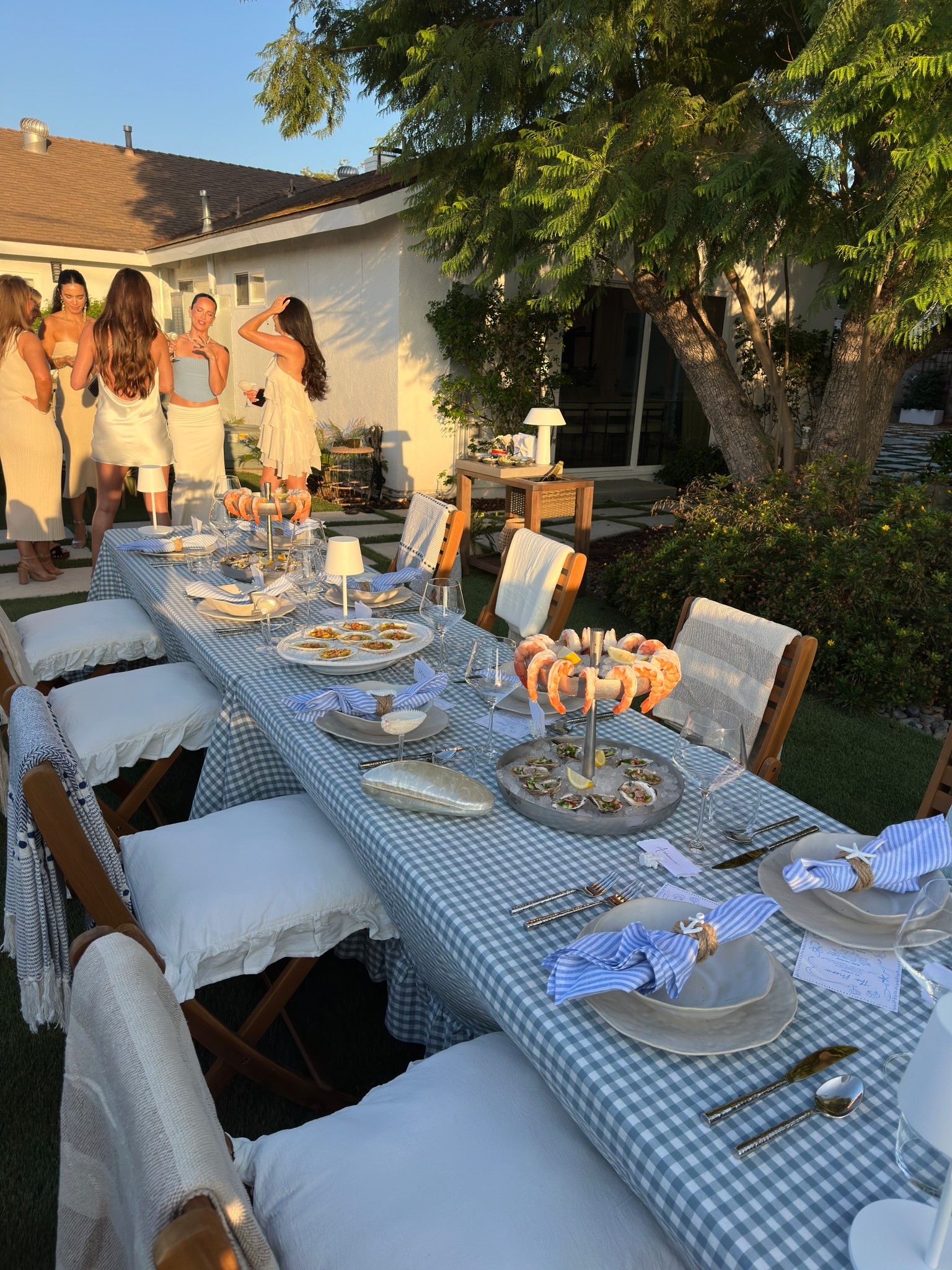 Saltwater summer dinner party tablescape 🐟🐚 

#LTKHome #LTKParties