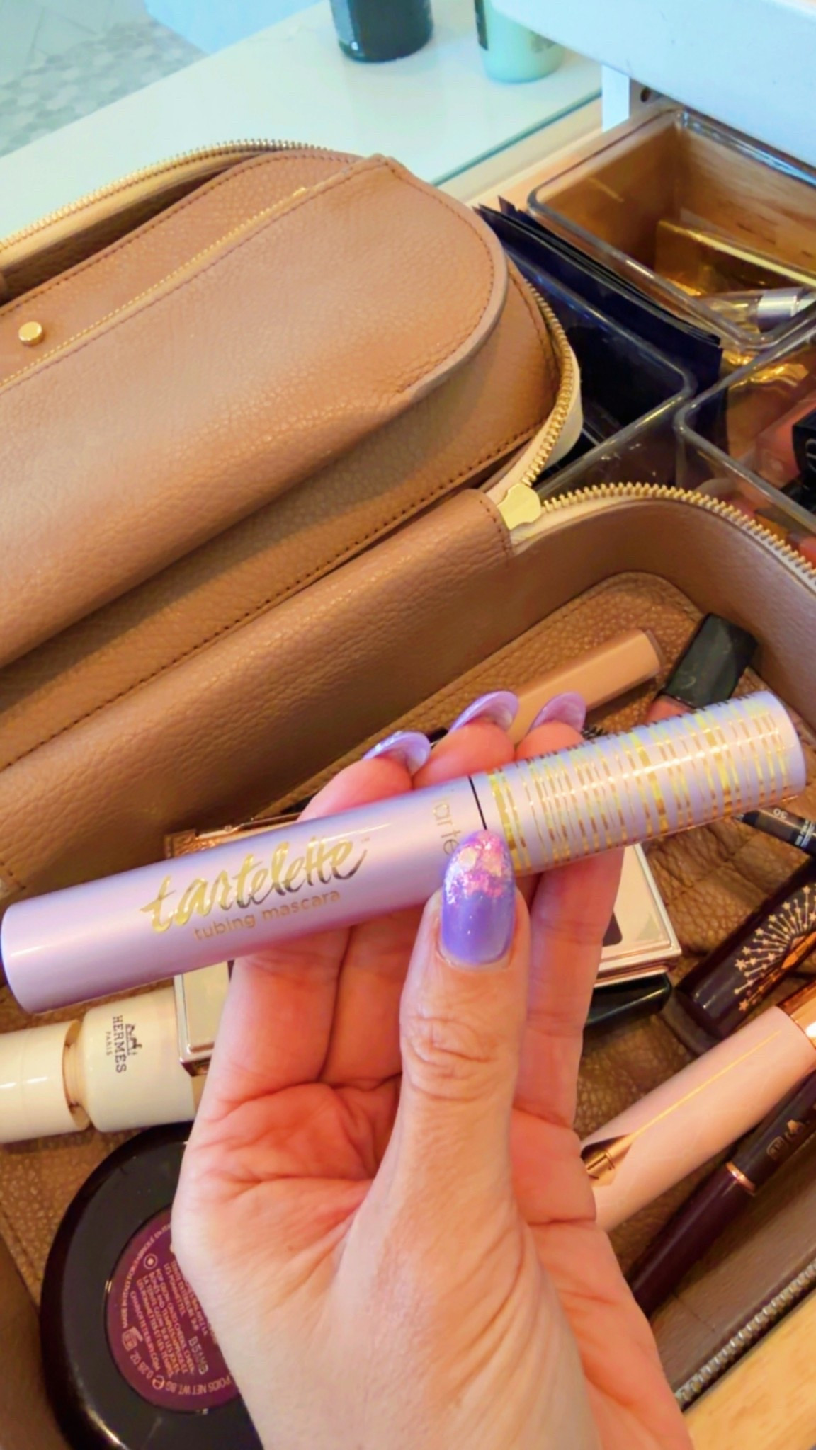 Best mascara ever. No smudges ever  