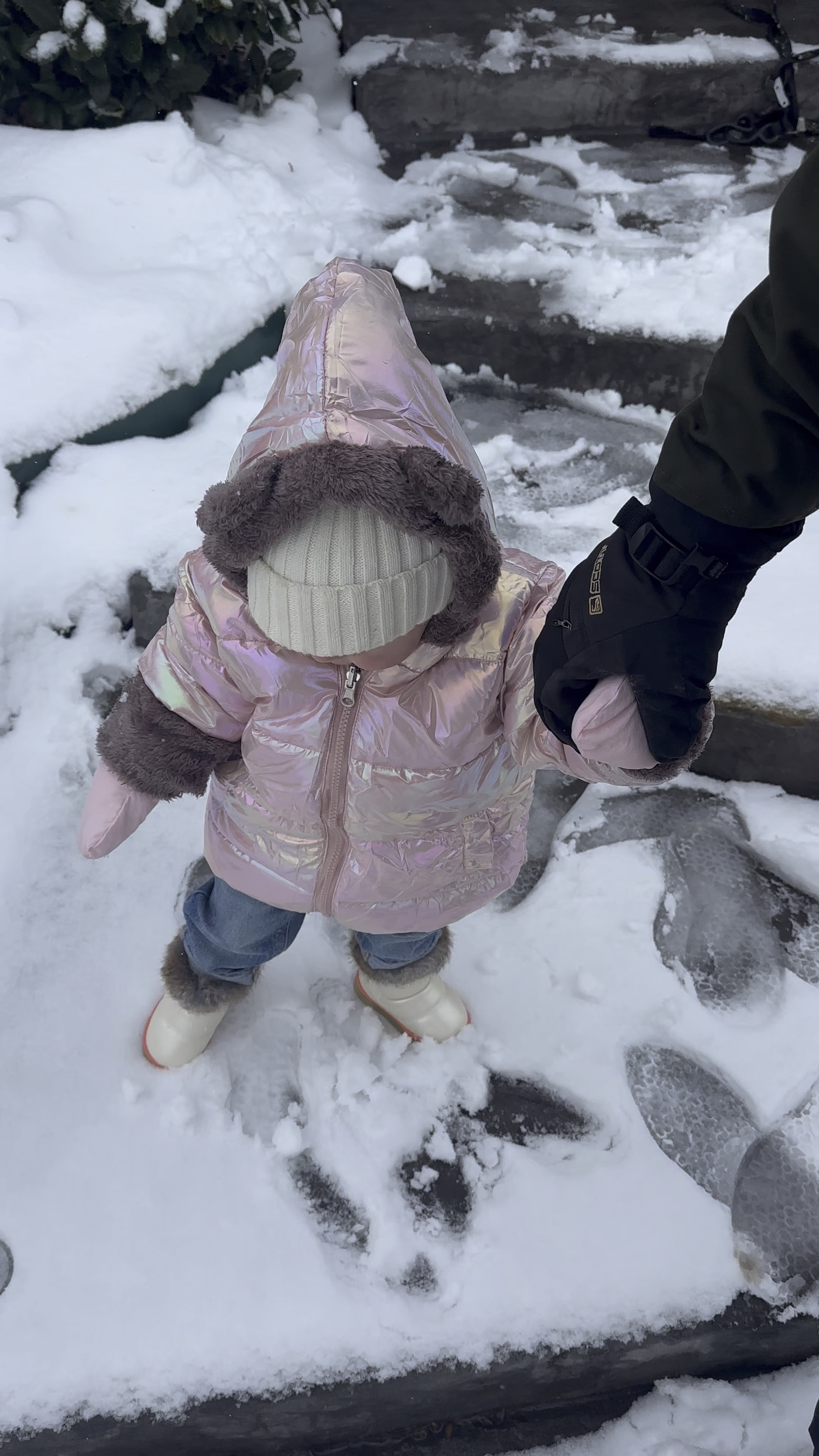 Baby girl // toddler snow gear! Hayes is 18mo 


#LTKWatchNow #LTKBaby #LTKSeasonal