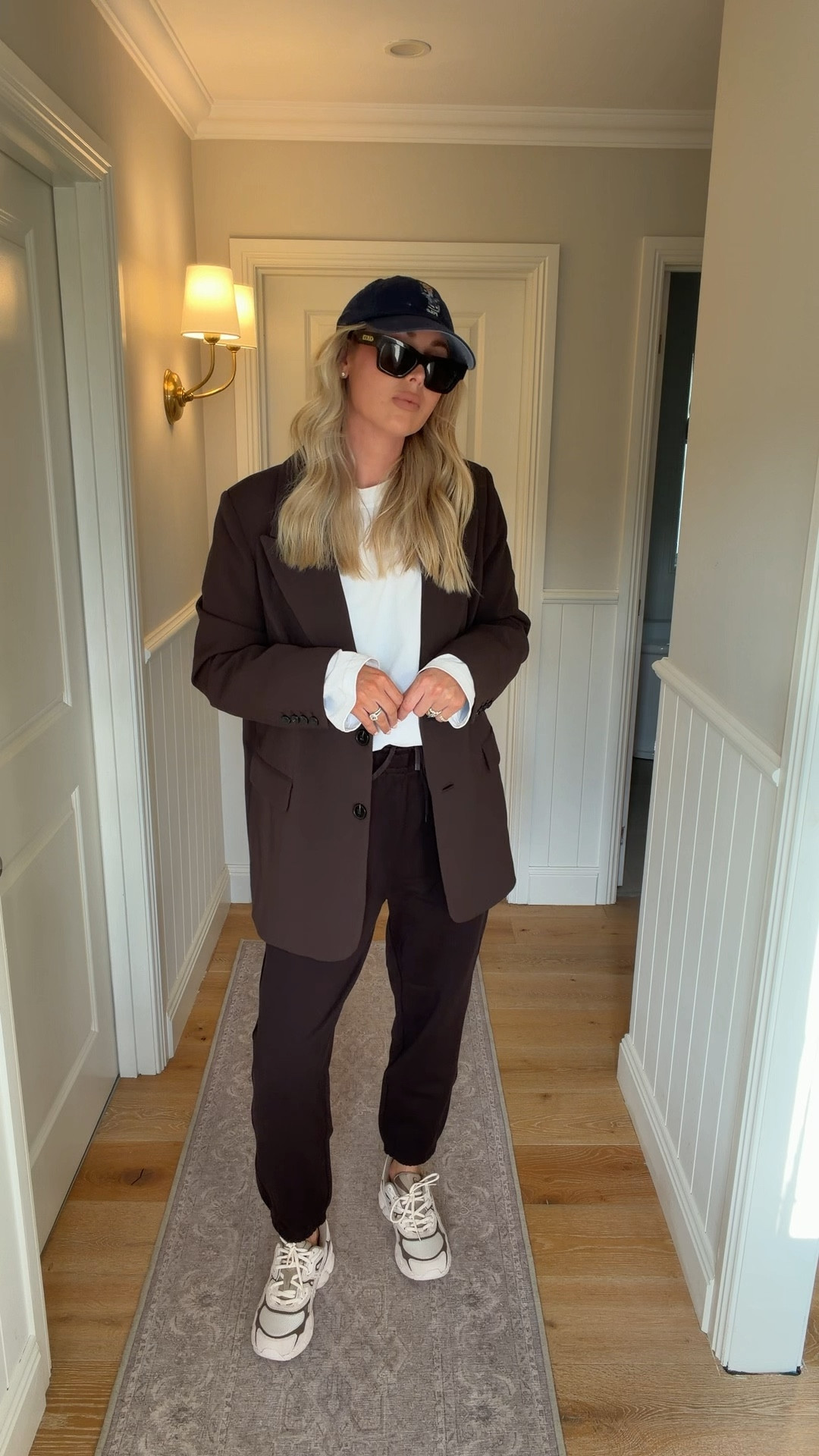 If you’ve been looking for the perfect chocolate track pants - these are it! Sizes are low, but I can see there are lots of colour options, so I’ll be getting more!

I’m wearing a size 10 in the track pants, a medium in the long sleeve top, and a size 14 blazer for that effortless oversized fit.

#LTKaustralia #LTKautumn #LTKstyletip