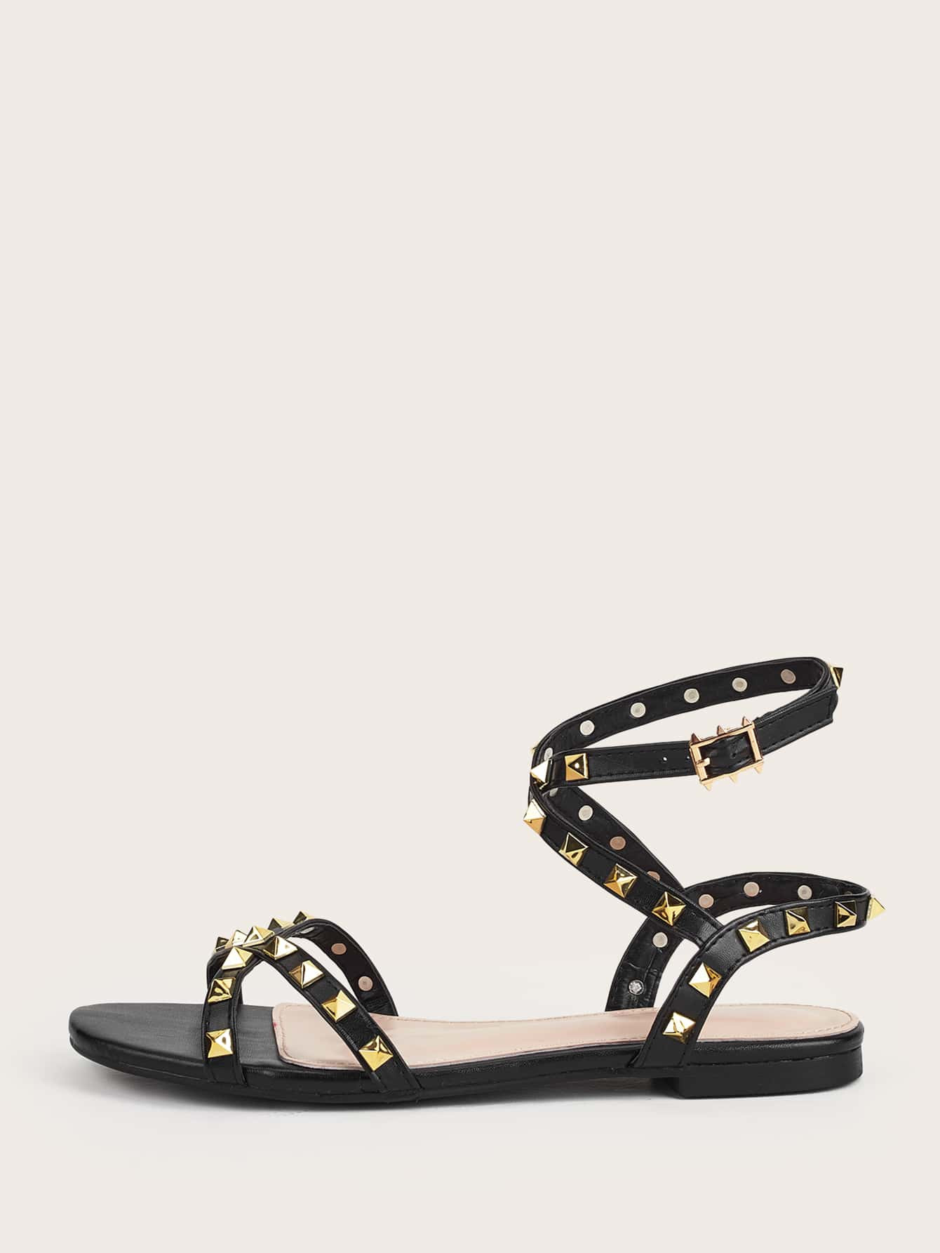 NEWRivet Decor Cross Strap Flat Sandals | SHEIN