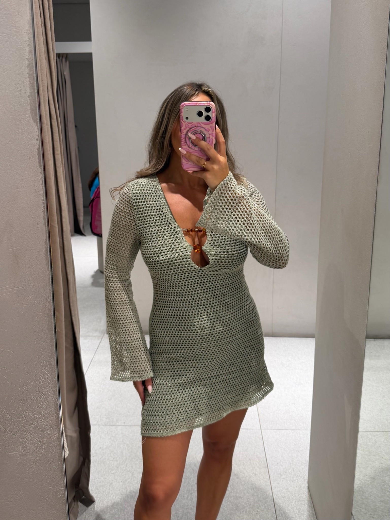 Stunning new Zara dress. I’m wearing a size small (stretchy)

Holiday dress, Zara haul, summer dress

#LTKsummer #LTKdresses #LTKpartywear