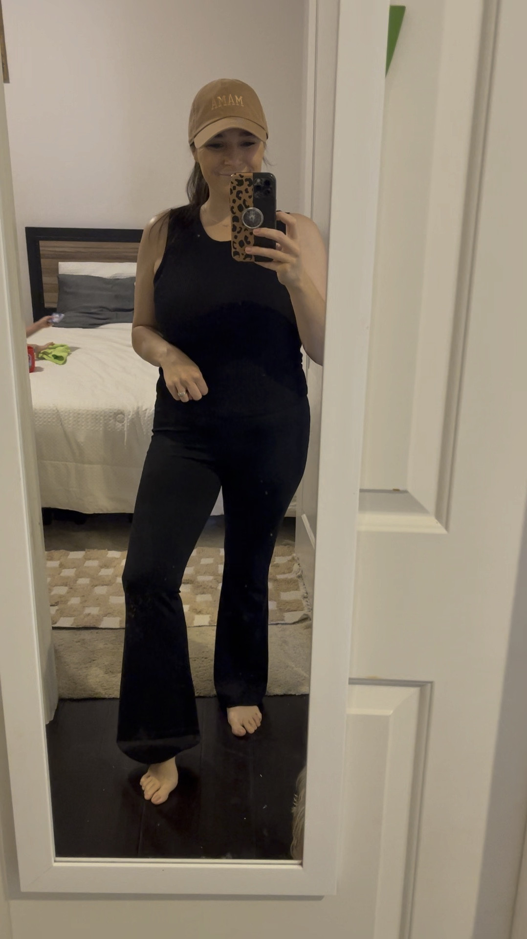 Amazon black flare legging honest review! ⭐️⭐️⭐️⭐️⭐️

Love LOVE love these flare leggings. I was skeptical because I’m only 5’2” but they’re buttery soft and perfect for workout or everyday! I’m wearing a medium for reference.

#LTKActive #LTKFindsUnder50 #LTKStyleTip