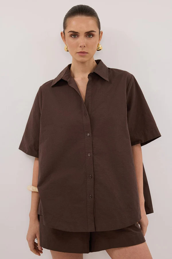 ELARA CHOCOLATE OVERSIZED SHORT SLEEVE SHIRT | DISSH