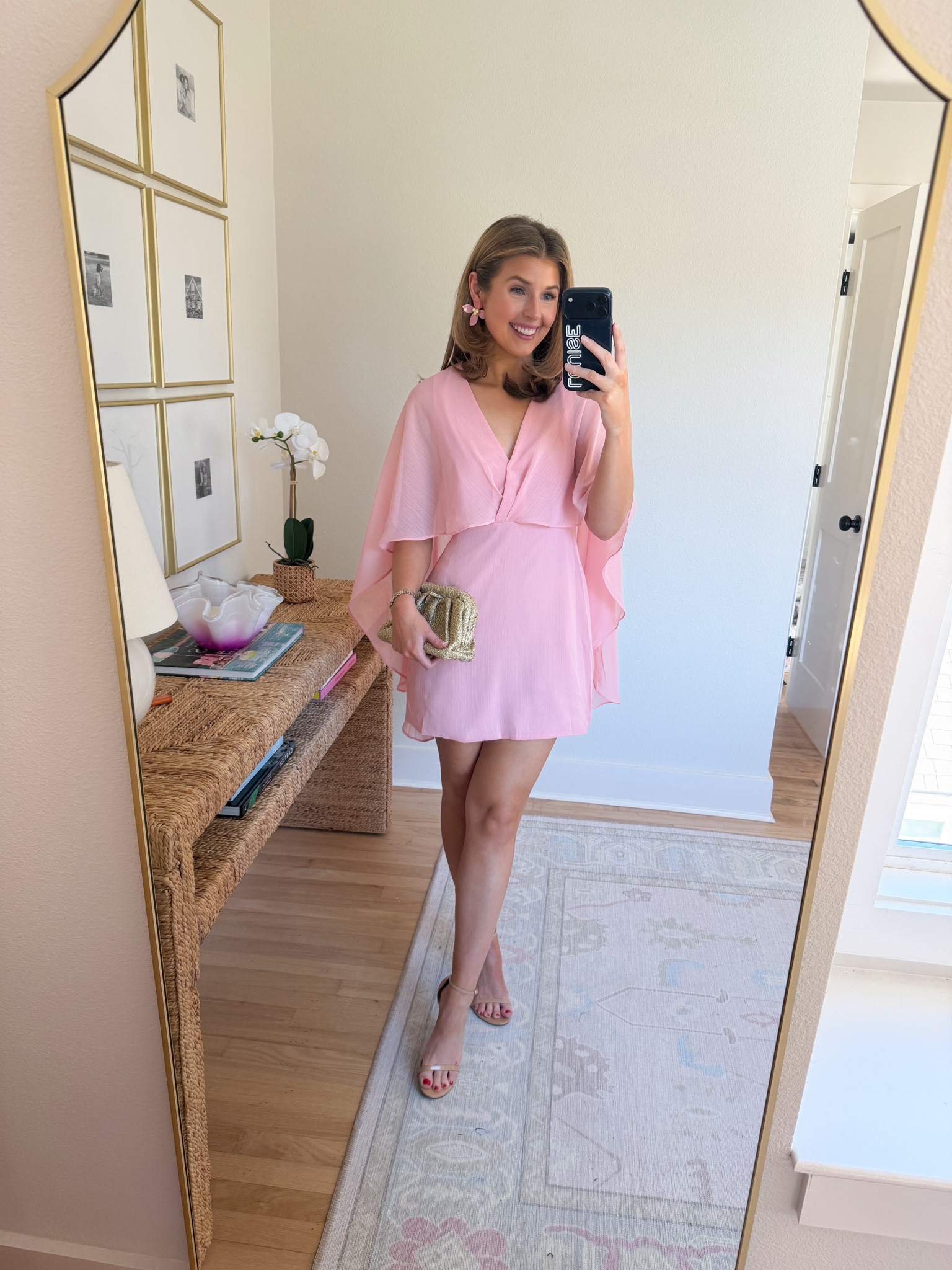 Spring cocktail wedding guest look! Wearing a S 