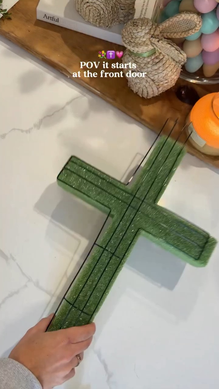 Not to brag or anything but that’s my Father ✝️🥹💐

The sweetest reminder on my front door this spring, what Jesus did for you & what Jesus did for me 🤍

Follow @kimberlyj_king for more DIY ideas & comment CROSS for links to everything I used + step-by-step instructions on making the wreath + bow! 

#easterdecor #springdiy #homedecor #craftideas #easter Easter Christian spring cross home decor wreath diy craft floral faux boxwood