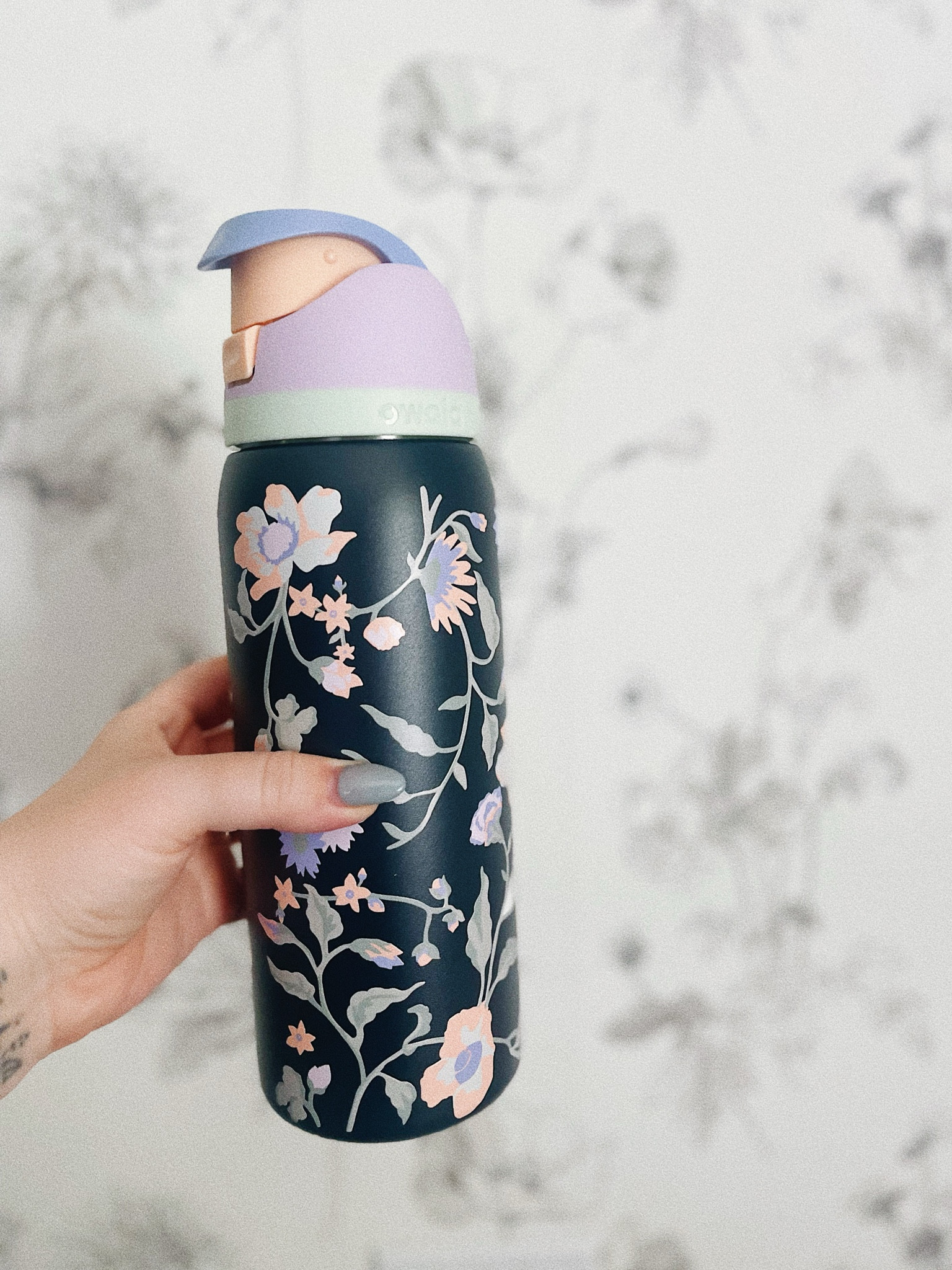 Owala girly 

#LTKFindsUnder50 #LTKBacktoSchool #LTKActive