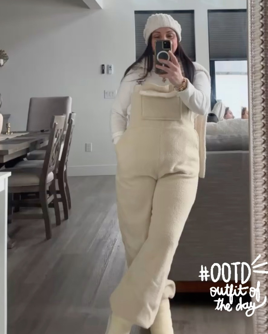 Love Overalls ✨🫶🏼 this one is soft and so comfy  

#LTKootd #LTKPetite #LTKValentine