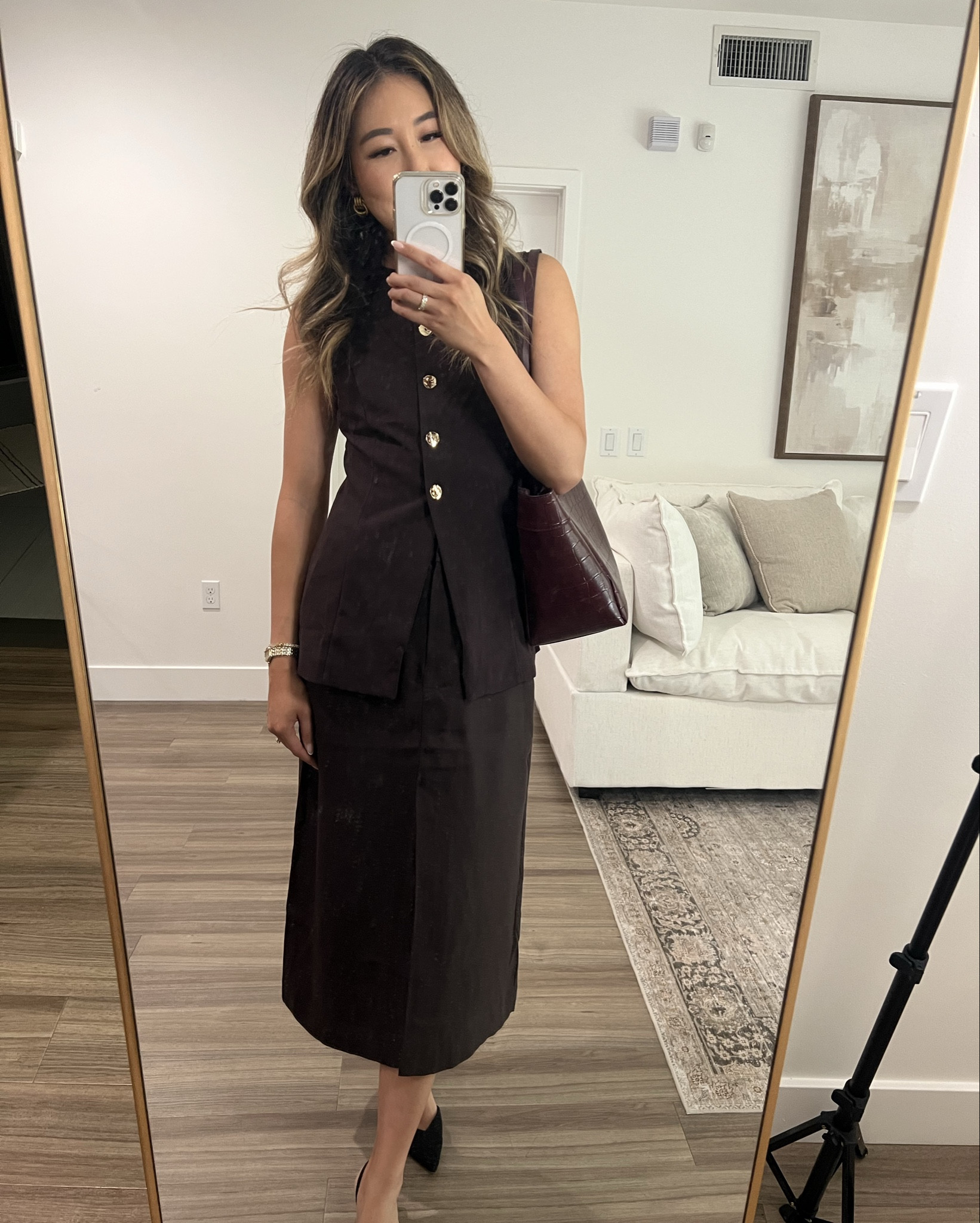 1 skirt, 5 outfits! This versatile chocolate brown midi split skirt is perfect for the smart casual or business casual office. Everything is under $100 (most under $50) and TTS! I’m wearing a S in tops and a size 6 skirt

#LTKStyleTip #LTKWorkwear #LTKFindsUnder100