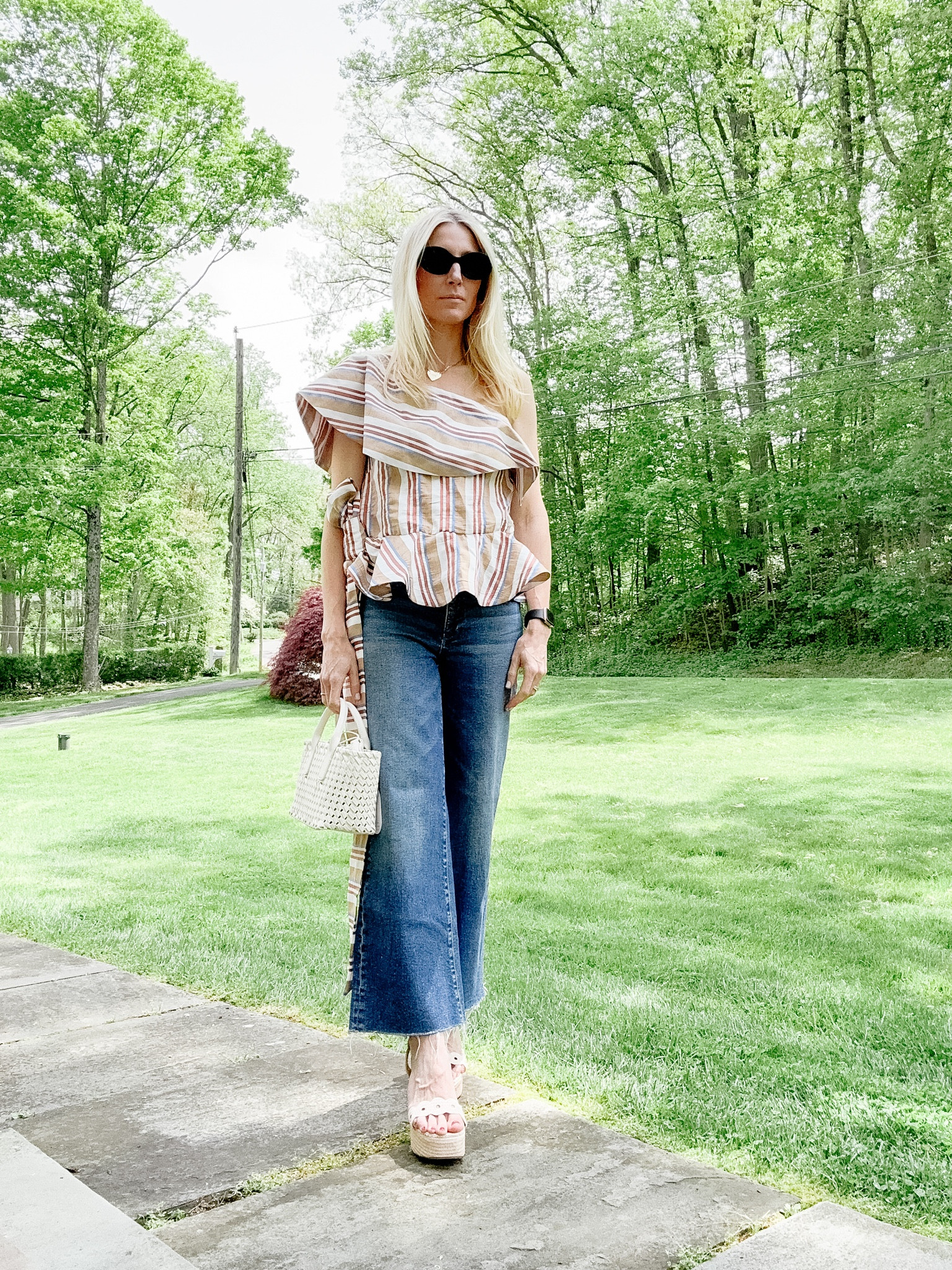 Spring tops, summer tops, date night outfit, wide leg jeans, spring outfits, summer outfits 

#LTKSeasonal #LTKStyleTip