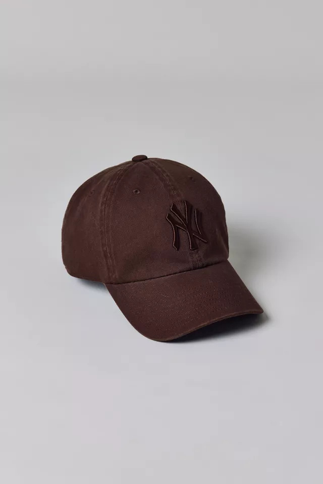 Mitchell & Ness MLB New York Yankees Tonal Logo Dad Hat in Moss, Men's at Urban Outfitters | Urban Outfitters (US and RoW)