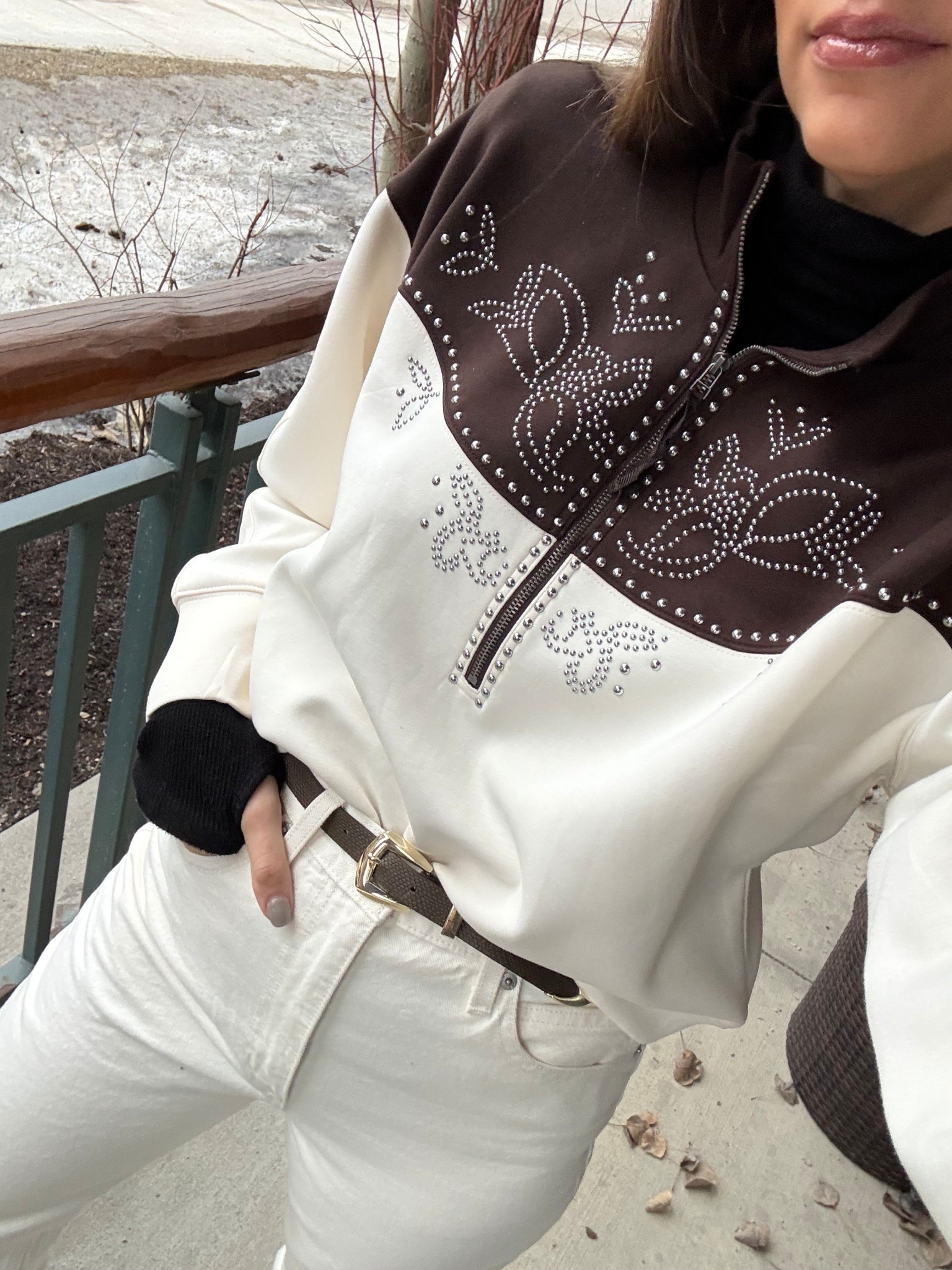 Ski trip outfits from Jackson Hole. Western detailing sweatshirt. 

#LTKTravel #LTKootd