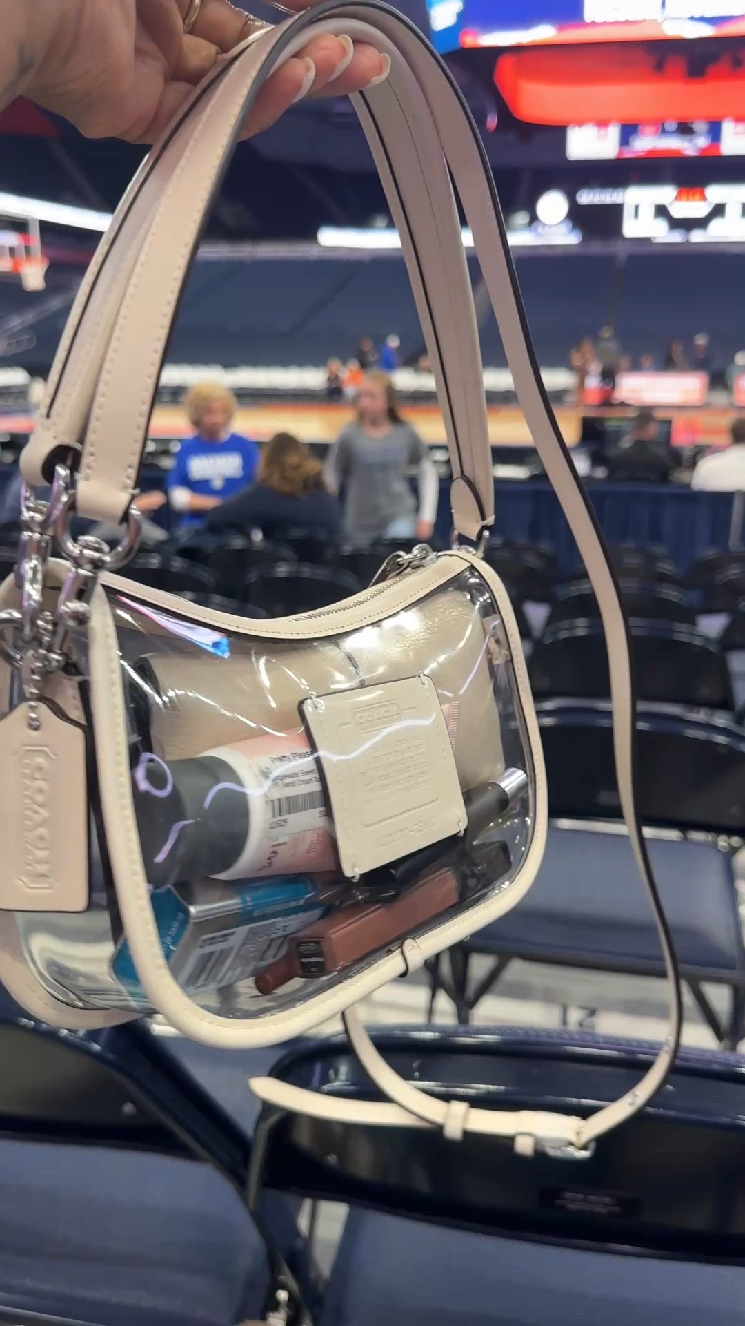Come thruuuu Coach Stadium Swinger Bag. Perfect for concerts & games with clear bag policies

Sells out fast! Linking similar dupes🙌🏾

#travelmusthave #baglover #clearbag #outfitinspo #travelbag #handbags #midlifemusthave #travelinstyle #flyageless #fashionover50 #midlife #ootd #xojalonda


#LTKTravel #LTKOver40 #LTKItBag