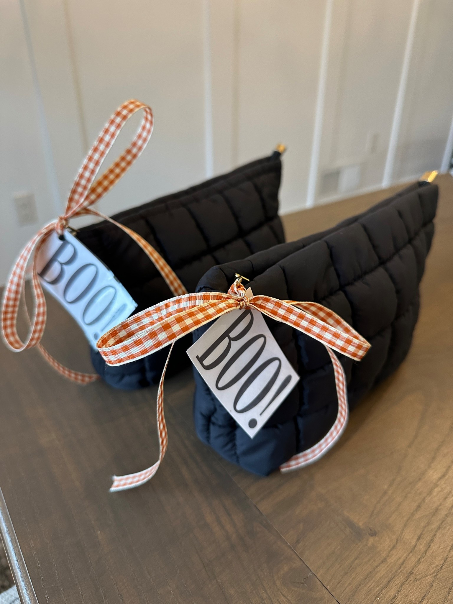 The mess quilted make up ouches come in so many colors. Perfect for gifts! 

#LTKHoliday #LTKGiftGuide #LTKSeasonal