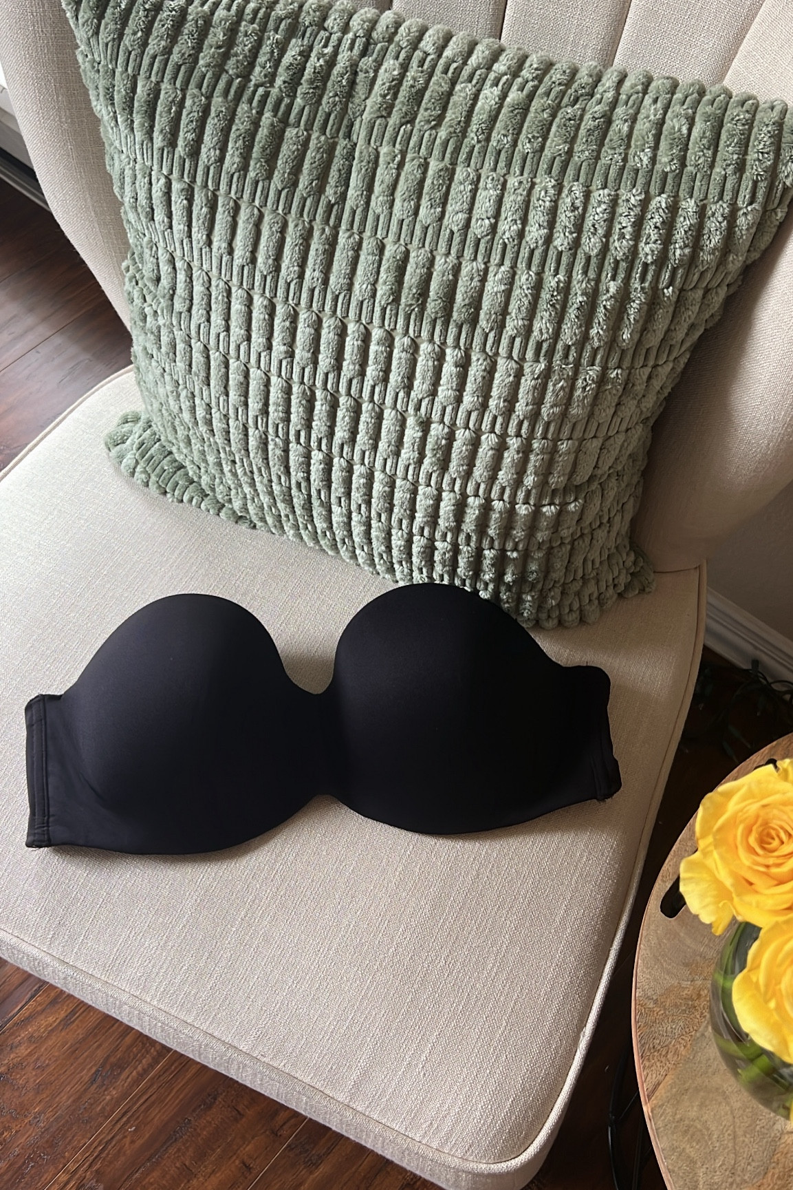 This bra is literally one of the best strapless bras that I own!! 

🇭🇹Youn nan soutyen mwen pi renmen!

#LTKstyletip #LTKbeauty #LTKfindsunder50