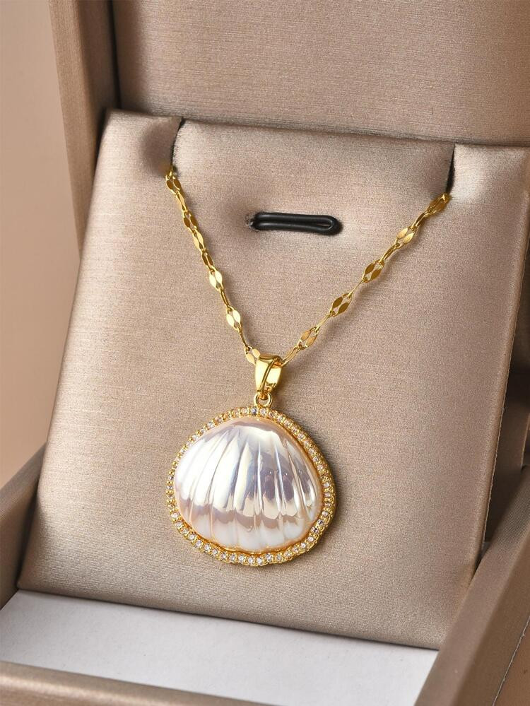 Rhinestone Decor Shell Charm Necklace
       
              
              $2.80               Co... | SHEIN