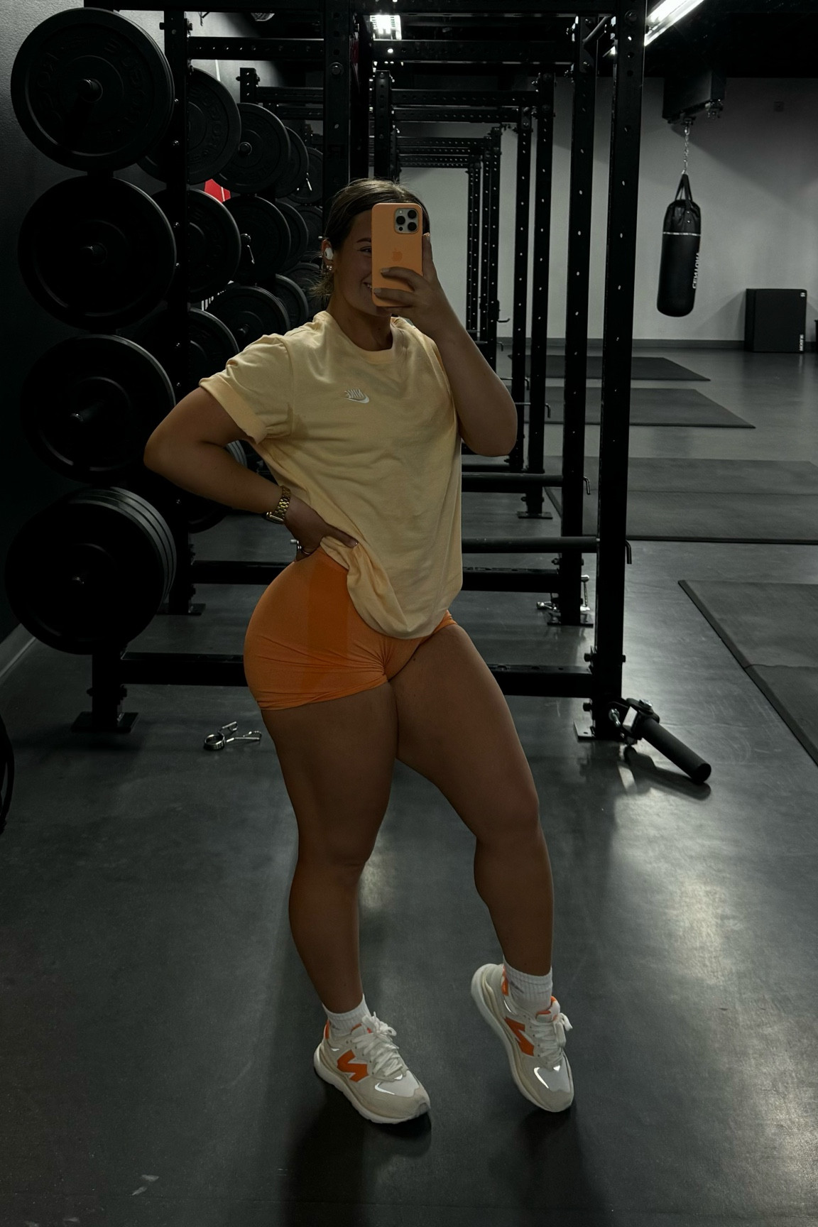 gym ootd 

shorts are NVGTN - code BAILEY to save

wearing a medium in the t-shirt!

#Nike #NewBalance #NVGTN