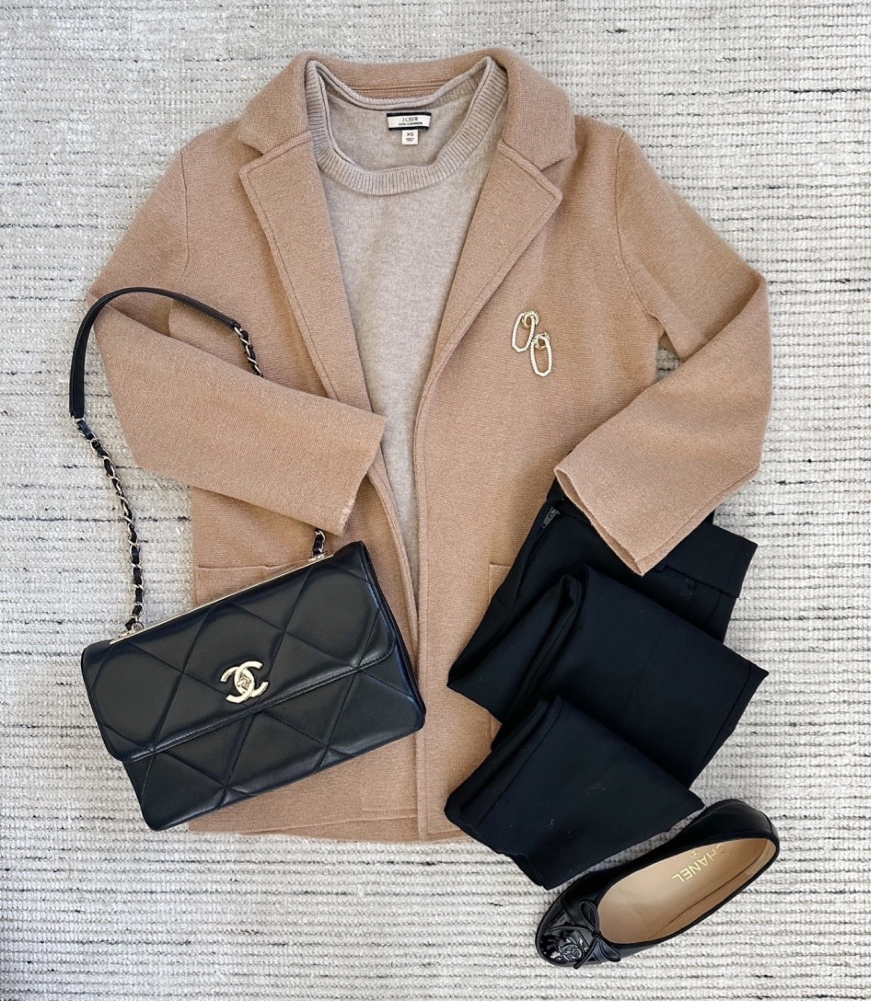 Business casual workwear including my favorite coatigan that is currently 25% off, cashmere tee and J. Crew work pants! Love this outfit because it’s the perfect winter transitioning to spring look. Very comfortable, also! 

#LTKSeasonal #LTKsalealert #LTKstyletip