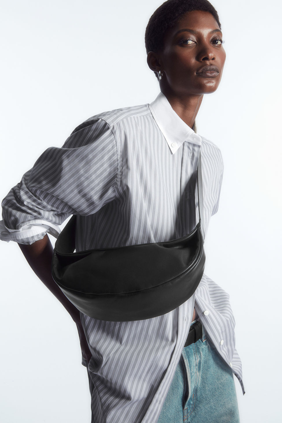 SWING UMHÄNGETASCHE - LEDER | COS (EU)