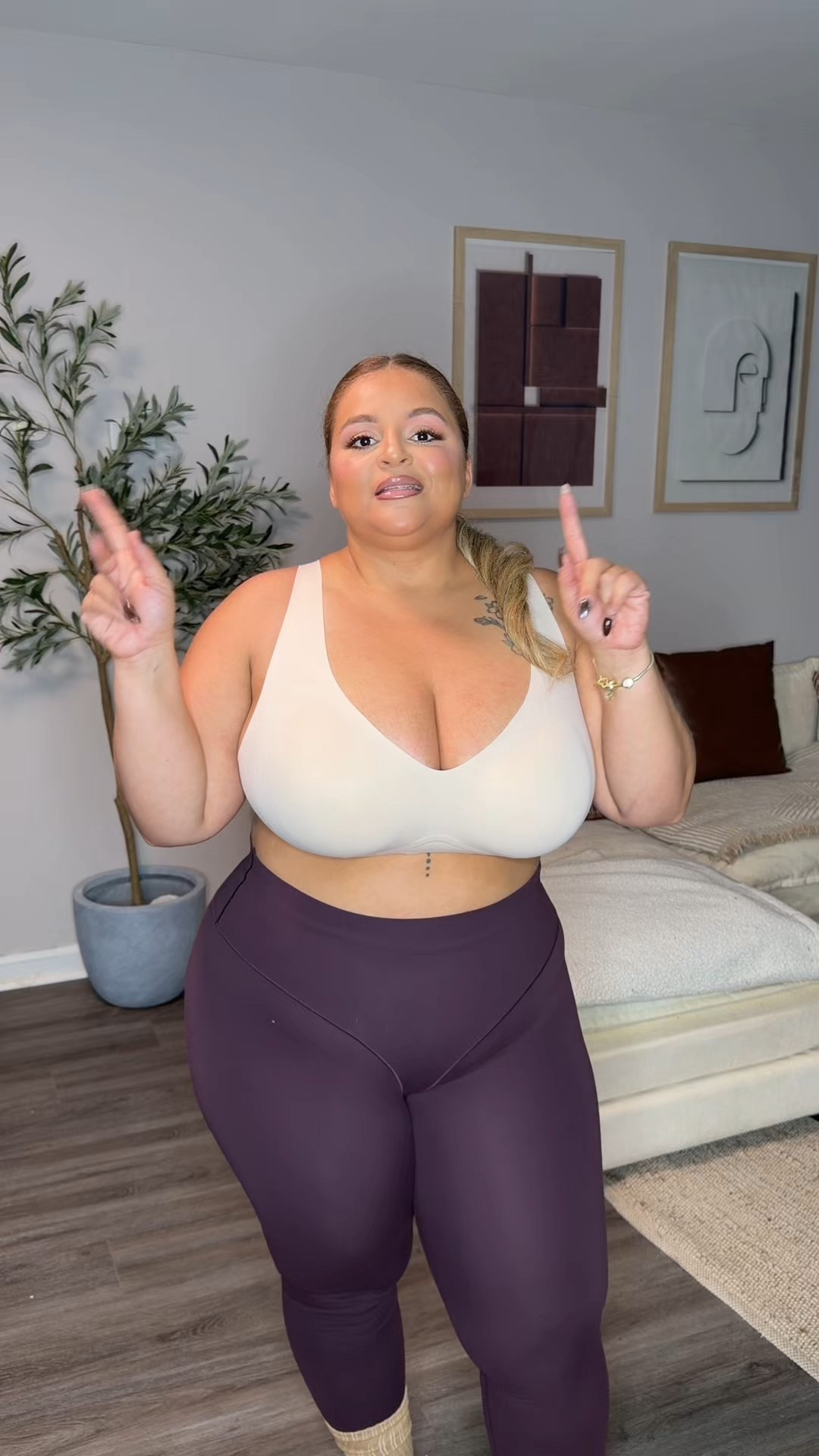 Wearing 1x in leggings 

#LTKPlusSize #LTKHoliday #LTKCyberWeek