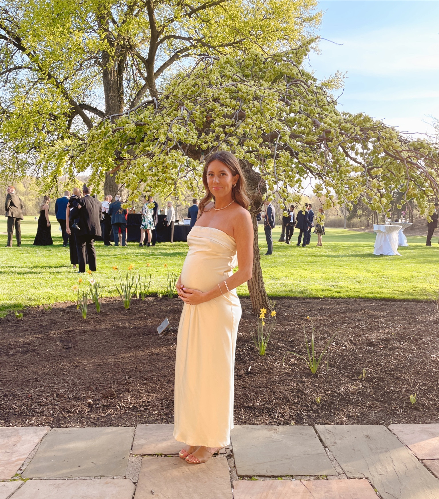 Wedding szn 💕

Size: Medium 

#weddingguestdress #satindress #yellowdress

#LTKunder50 #LTKbump #LTKwedding
