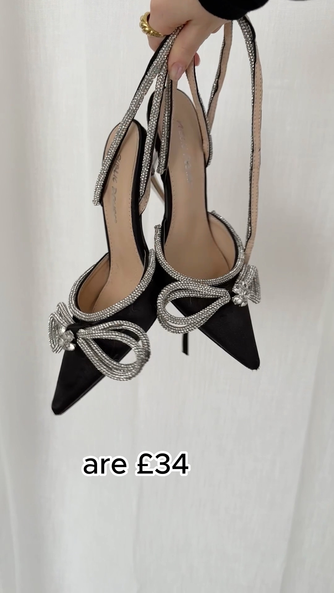 🖤✨ If you’re looking for wedding guest shoes… I go back to these crystal diamanté shoes again and again for elevating outfits. I’m not even mad that I cannot afford the super expensive Mach & Mach pair.
Diamante shoes | Crystal shoes | Black pointed heels | High Heels | Public Desire | Silk shoes | Bow shoes | Dupe | summer wedding outfits | wedding guest shoes 

#LTKshoecrush #LTKFind #LTKunder50