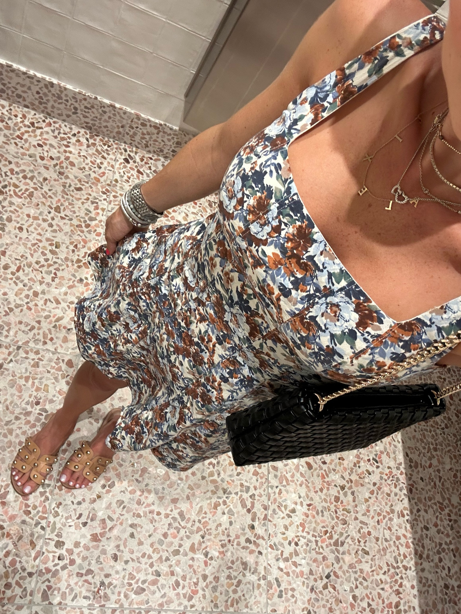 Floral dress stretchy and comfy size xxs on sale 

#LTKFindsUnder100 #LTKSaleAlert #LTKFindsUnder50