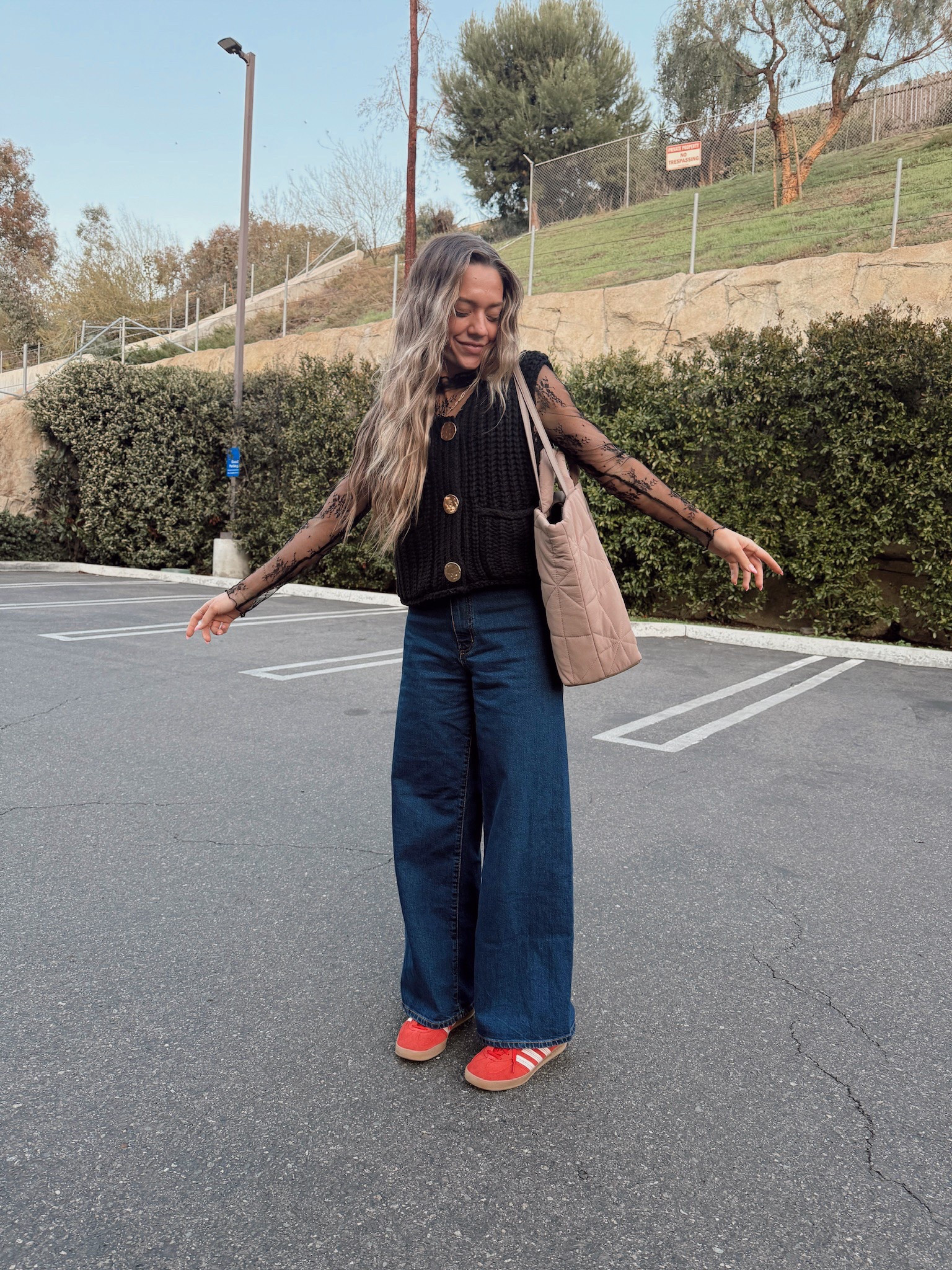 The besssst layering pieces from Amazon🙌🏼✨

#LTKStyleTip #LTKU #LTKSaleAlert