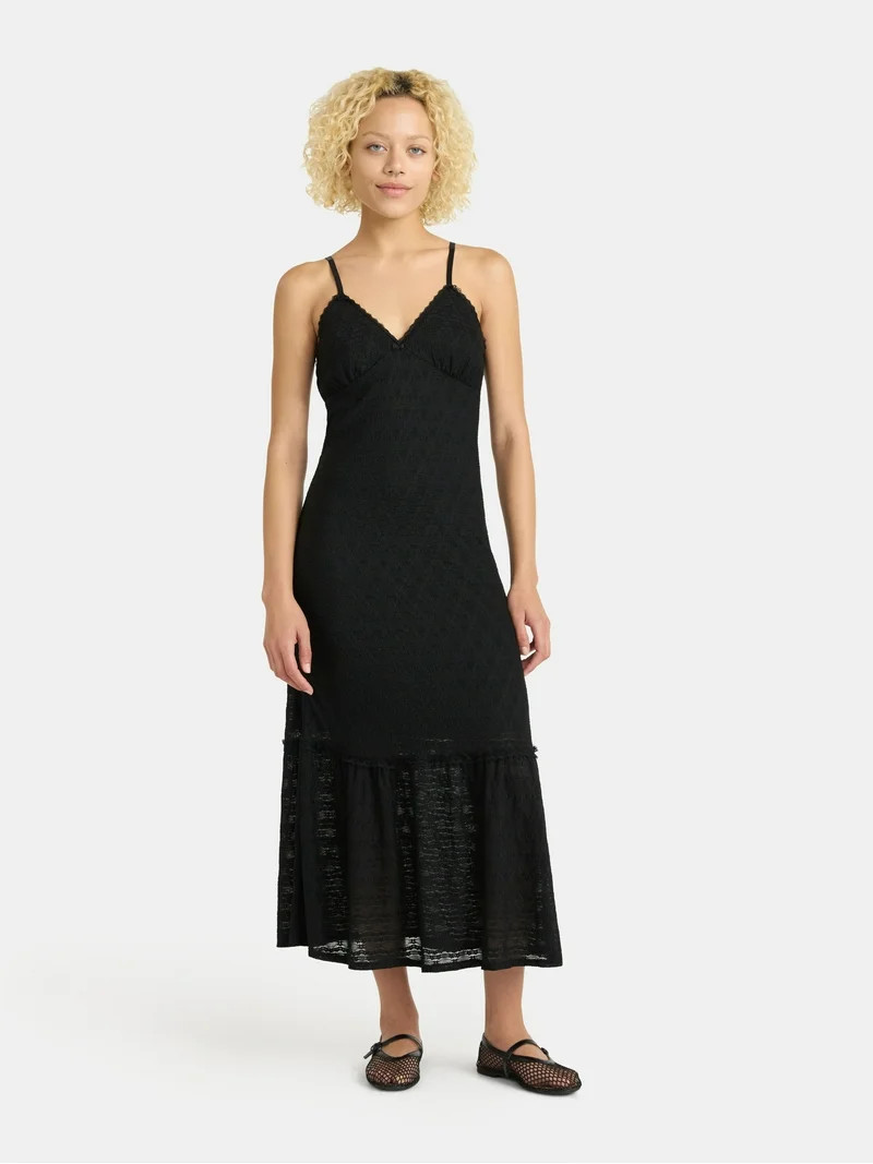No Boundaries Triangle Maxi Dress with Lace Trim, Women's | Walmart (US)