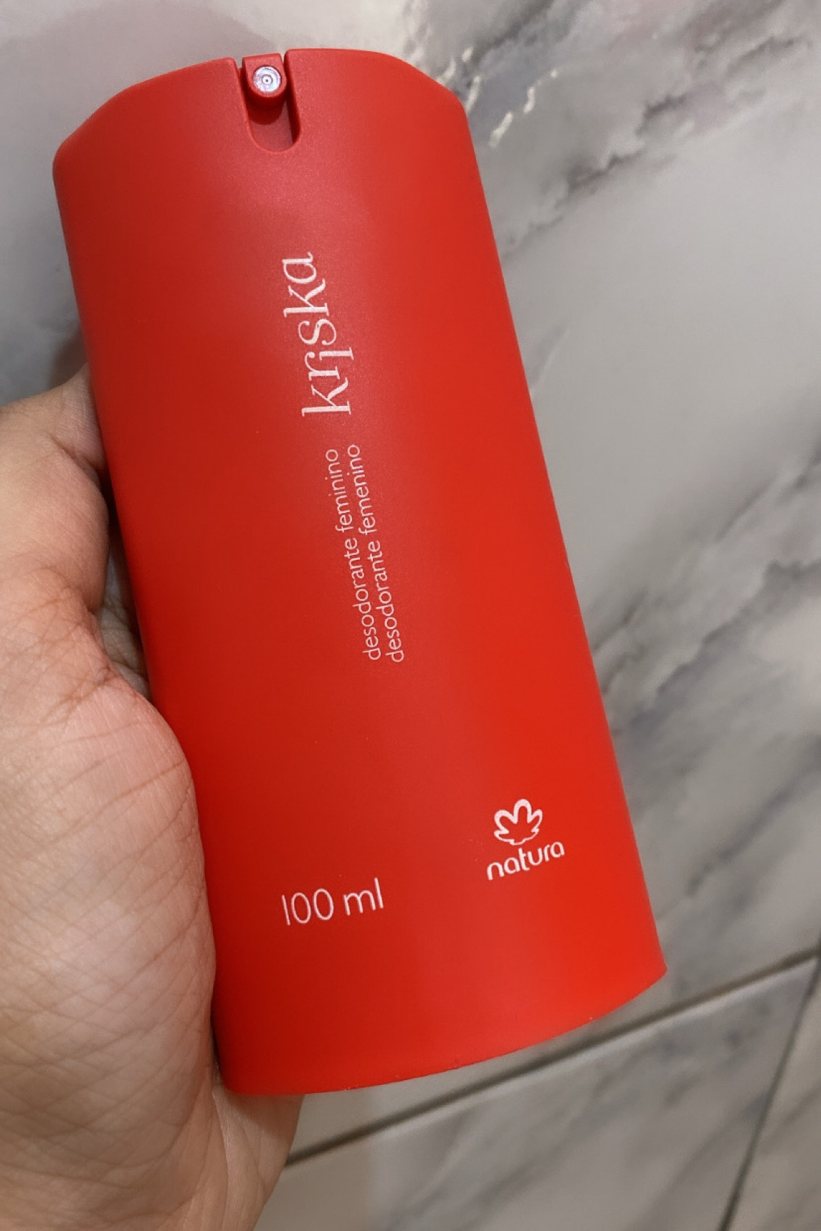 Um clássico da Natura que eu não abro mão para o dia a dia! 

Ele tem um cheirinho muito agradável e possui uma ótima fixação de tratando de desodorante 🫶🏼

Vou deixar algumas opções de desodorantes da Natura que eu gosto muito, então aproveitem para conhecer e escolher o seu!

#LTKbrasil #LTKbeauty #LTKstyletip