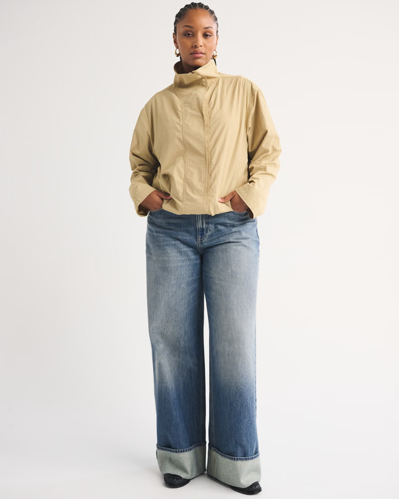 A&F Forme Capri Pant | Abercrombie & Fitch (US)
