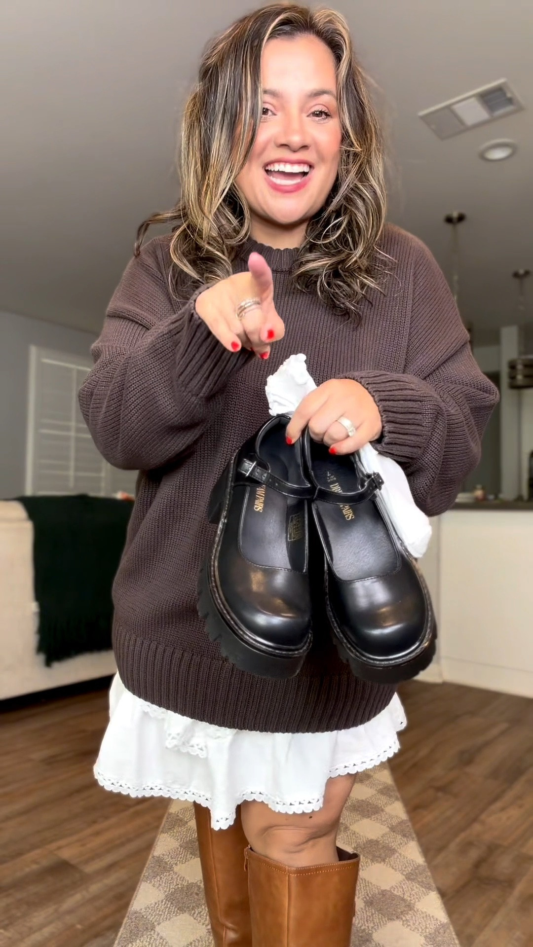If you want to pull off this look for fall you NEED a pair of Mary Jane’s! But why spend $100+ when you can get these for less 🙌🏼They are comfy, come in so many colors and will instantly elevate all your fall outfits ⭐️🍁

#LTKgrwm #LTKootd #LTKmomlife