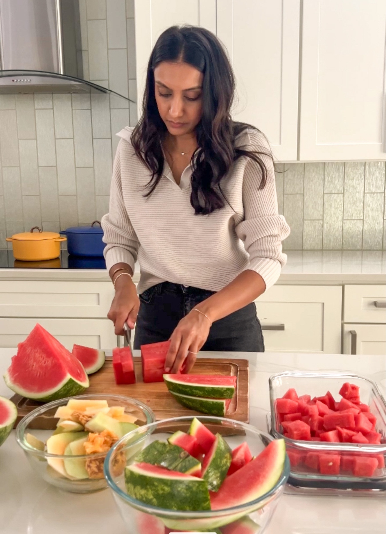 Amazon pull over- comes in tons of color
True to size: I’m wearing small 
The quality of this pull over is amazing, it’s thick and has held up great after having it for over a year. #amazonfashion #amazonfinds 

#LTKover40 #LTKfindsunder50 #LTKSeasonal