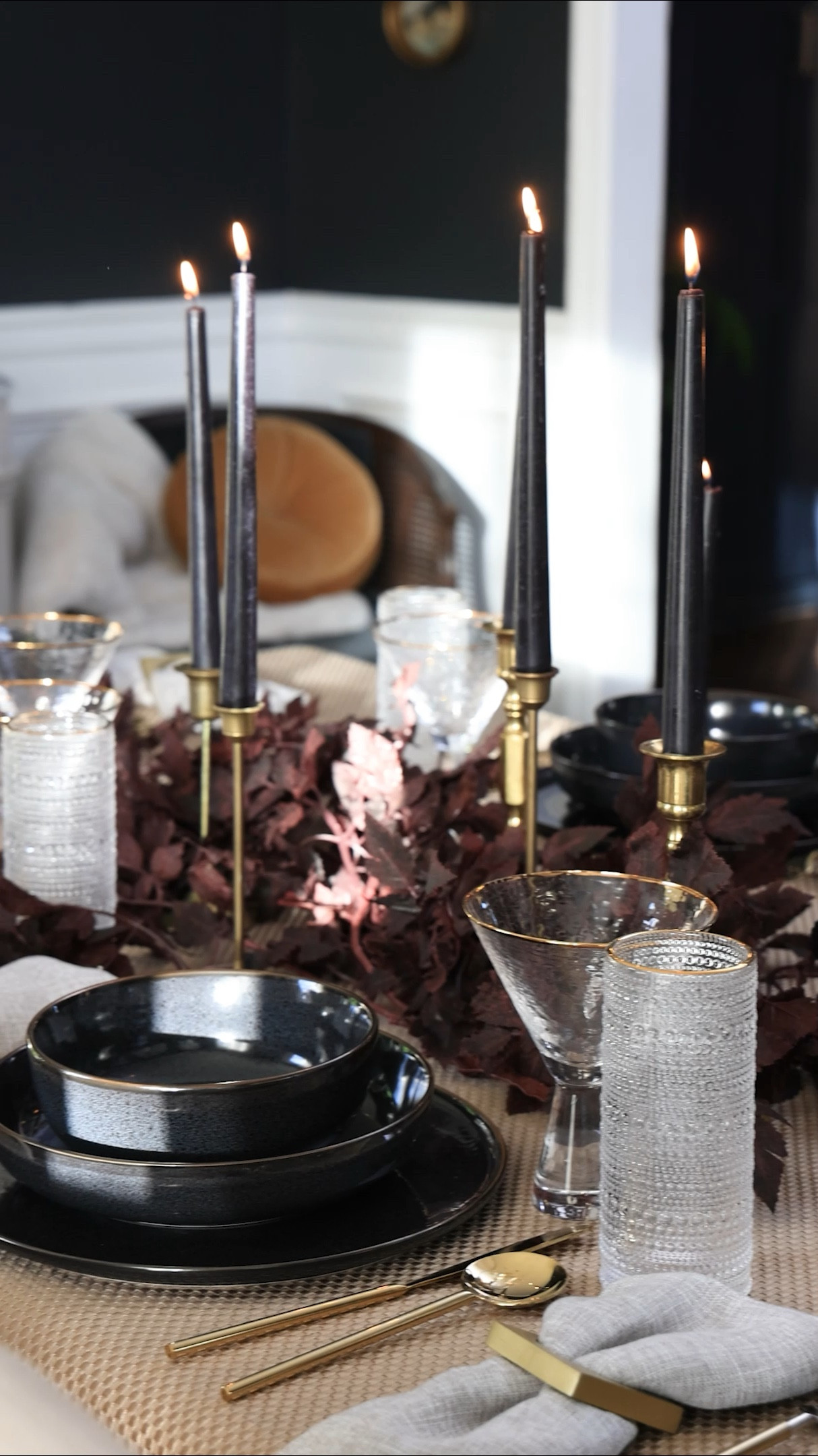 Holiday table setting | Simple Thanksgiving table styling

#LTKHome #LTKHoliday #LTKCyberWeek