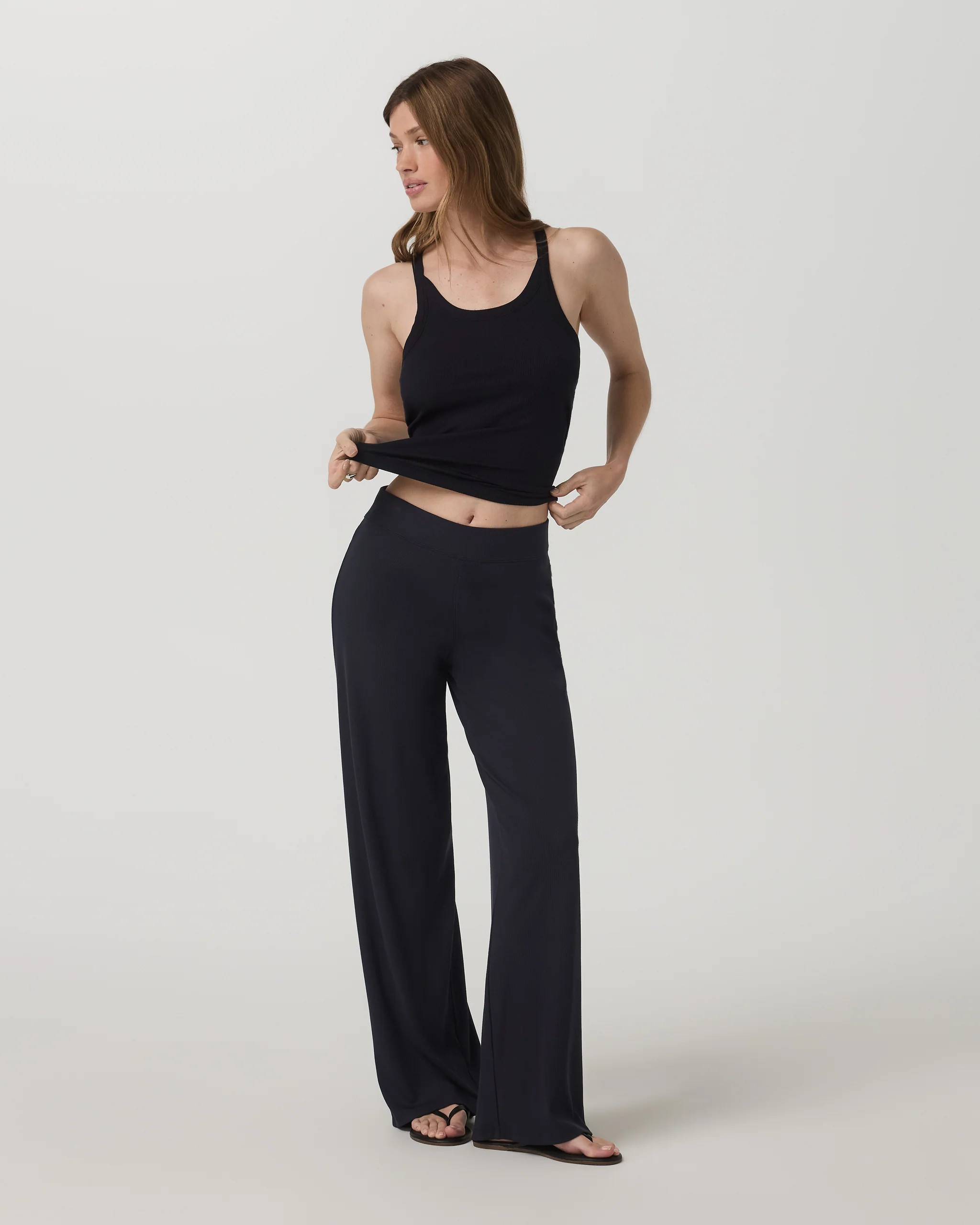 Pose Wideleg Pant | Vuori Clothing (US & Canada)