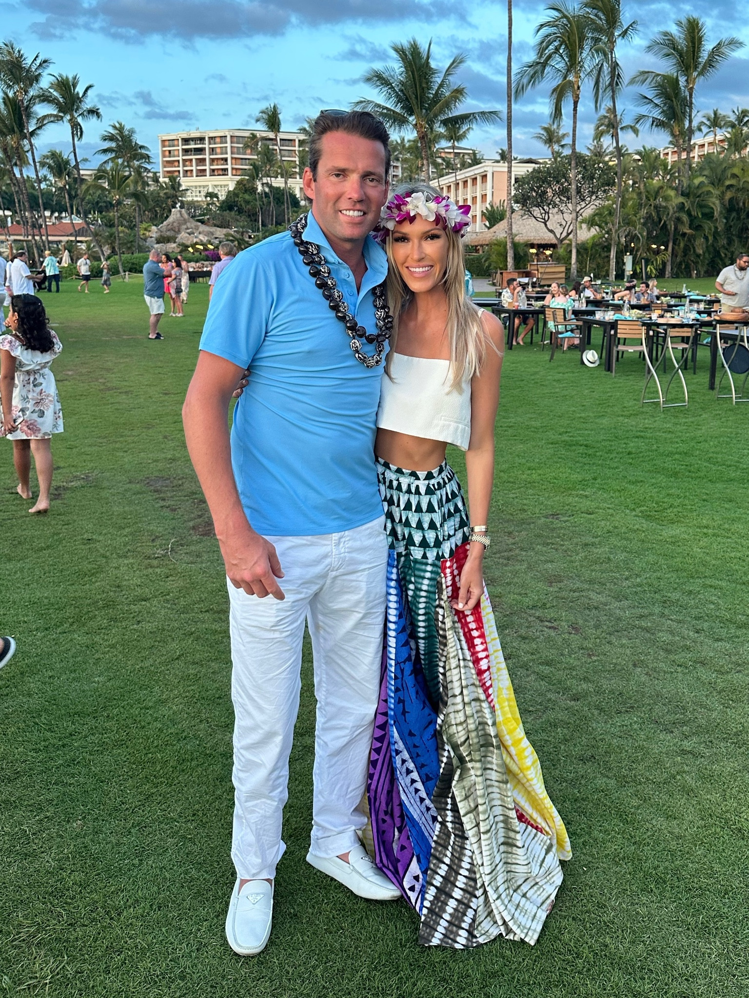 Wearing XS! It’s 40% off in XS and full price in all other sizes. 

#LTKtravel #LTKSeasonal