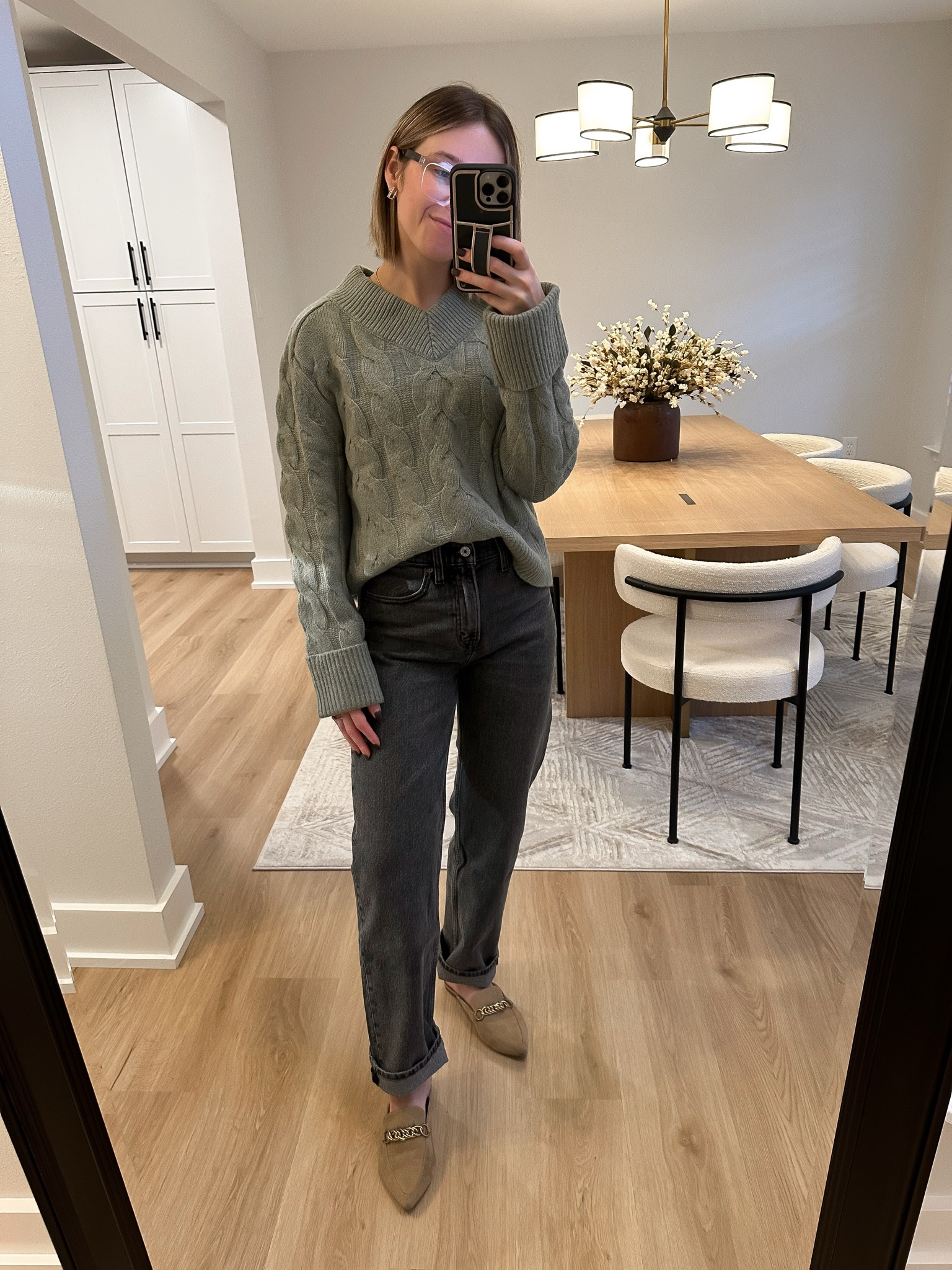 Recent Abercrombie order linked here 

 Easy V Neck cable sweater with cuffed sleeves tts 

Women’s high rise vintage straight Jean size 25r tts for this style but not sure I love these jeans on me 

Steve Madden plaid chain mules tts 


#LTKStyleTip #LTKSeasonal #LTKFindsUnder100