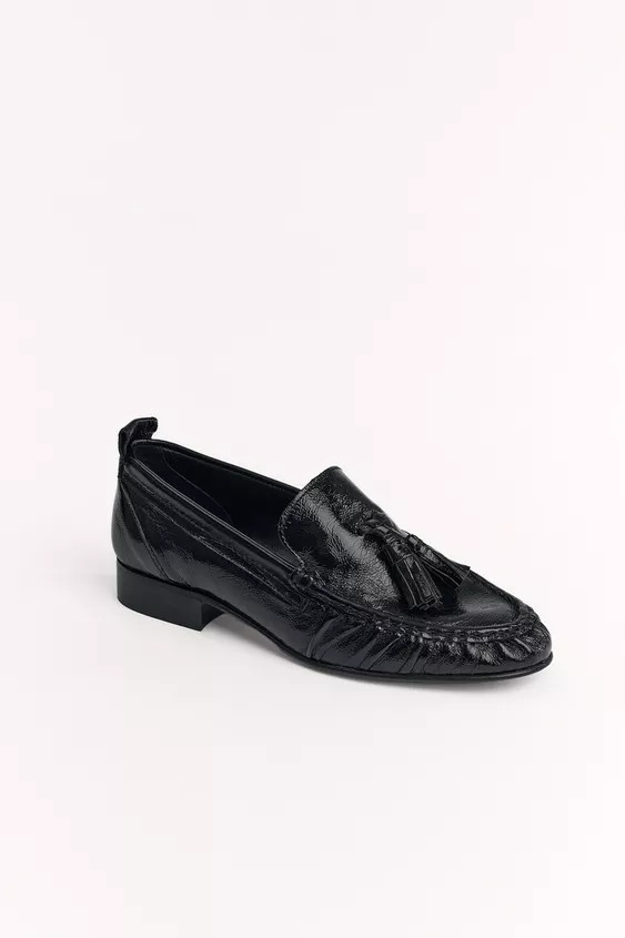 Leather loafers. High vamp. Tassel and gathered detail on the front. Round toe.Sole height: 3.5 c... | Zara UK