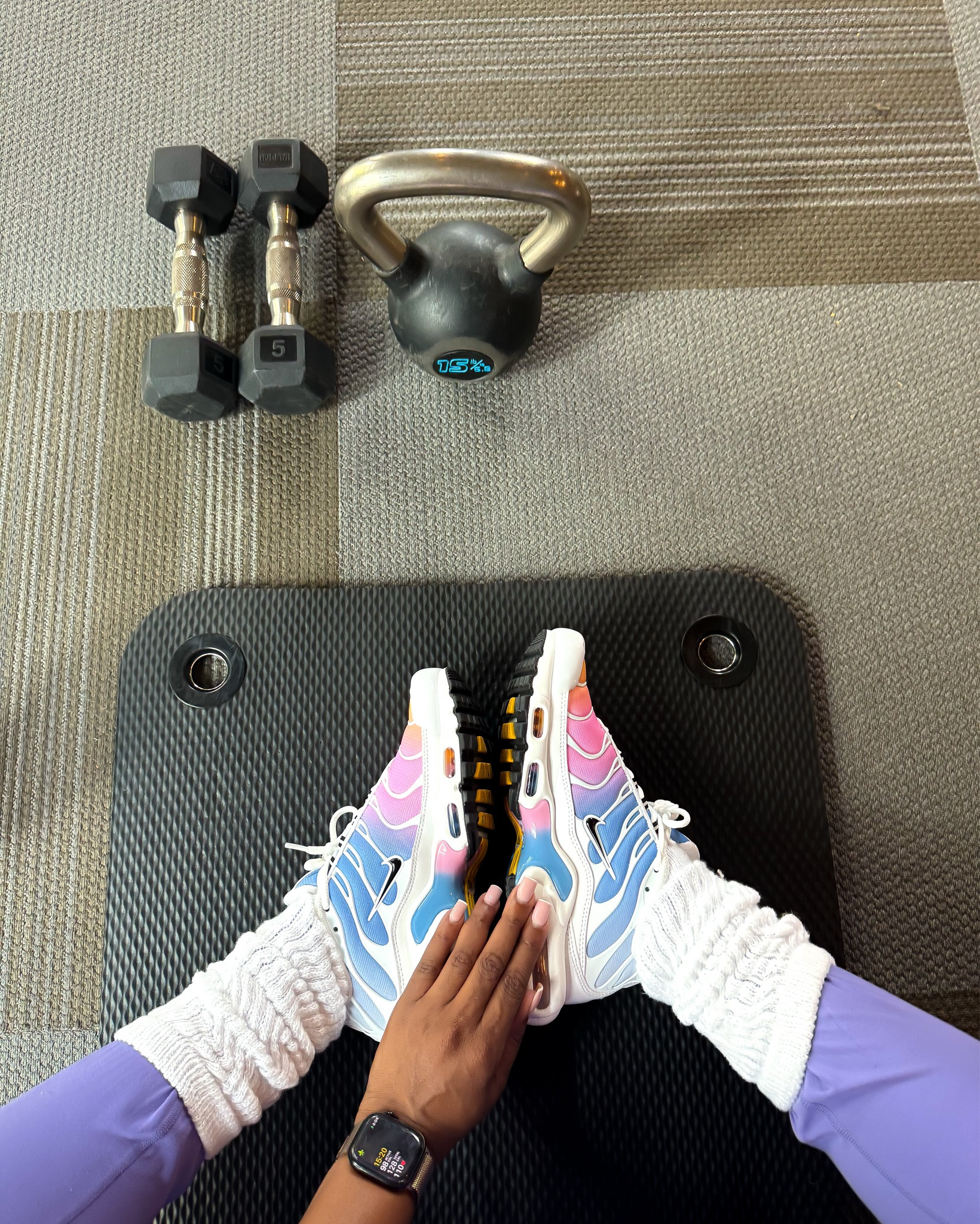 🌸💐 Don’t we just LOVE new Spring Ready Gym Sneakers?

I got mine in an 8.5 (True to Size) - I could do a 9 but my ankle may slide lol



#LTKStyleTip #LTKActive #LTKSeasonal