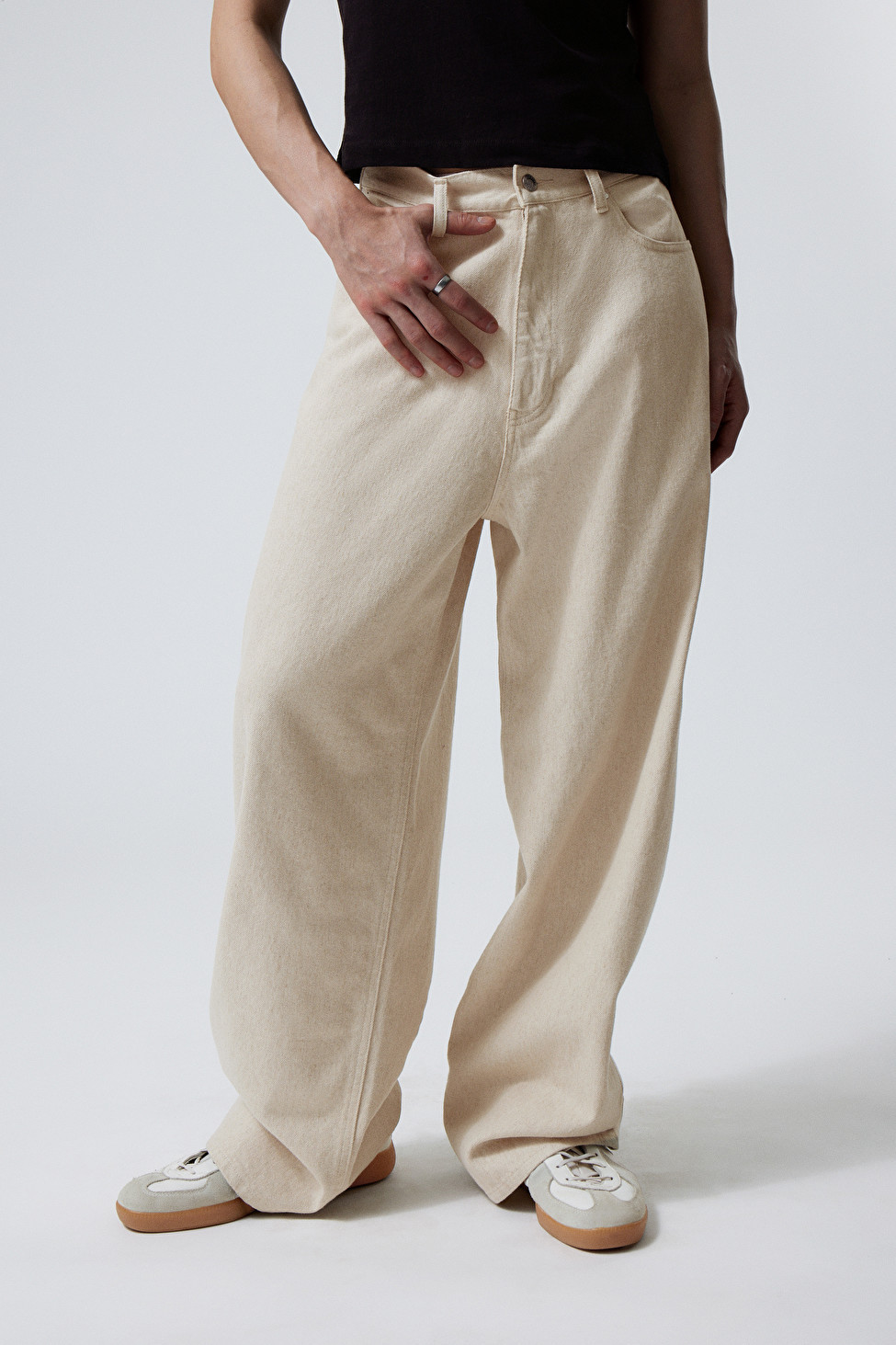 Astro Baggy Linen Blend Trousers | Weekday