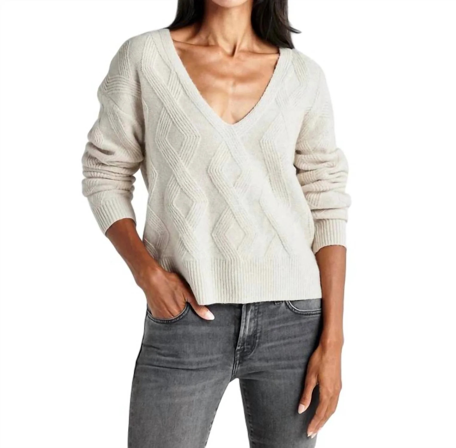 Diamond Cable V Neck Sweater In Oat Heather | Shop Simon