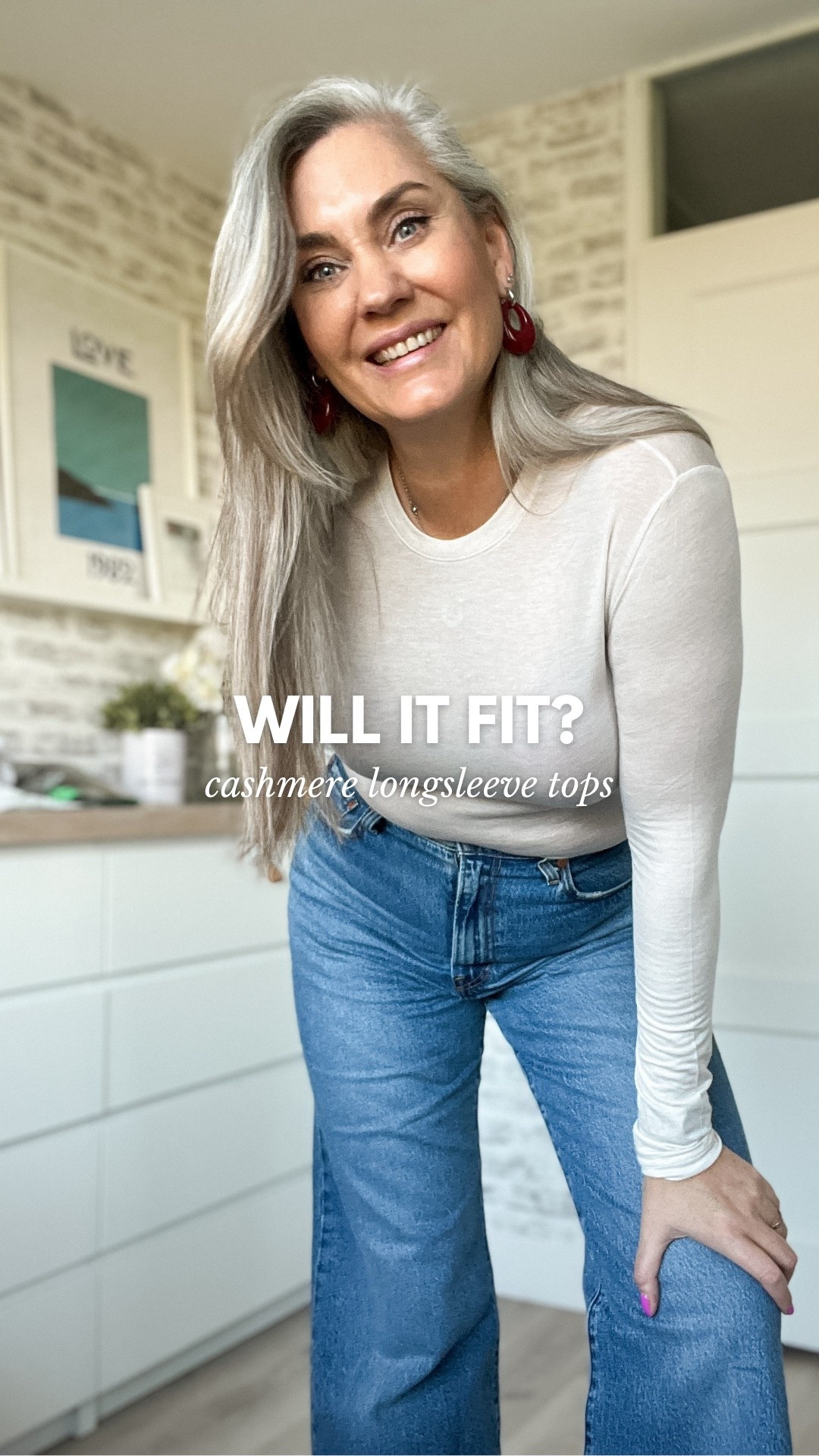 Will it fit? Yes! Prachtige, super zachte longsleeve tops met cashmere. Ik draag maat L. 

Jeans maat 31/34



#LTKnederlands #LTKeurope #LTKwinter